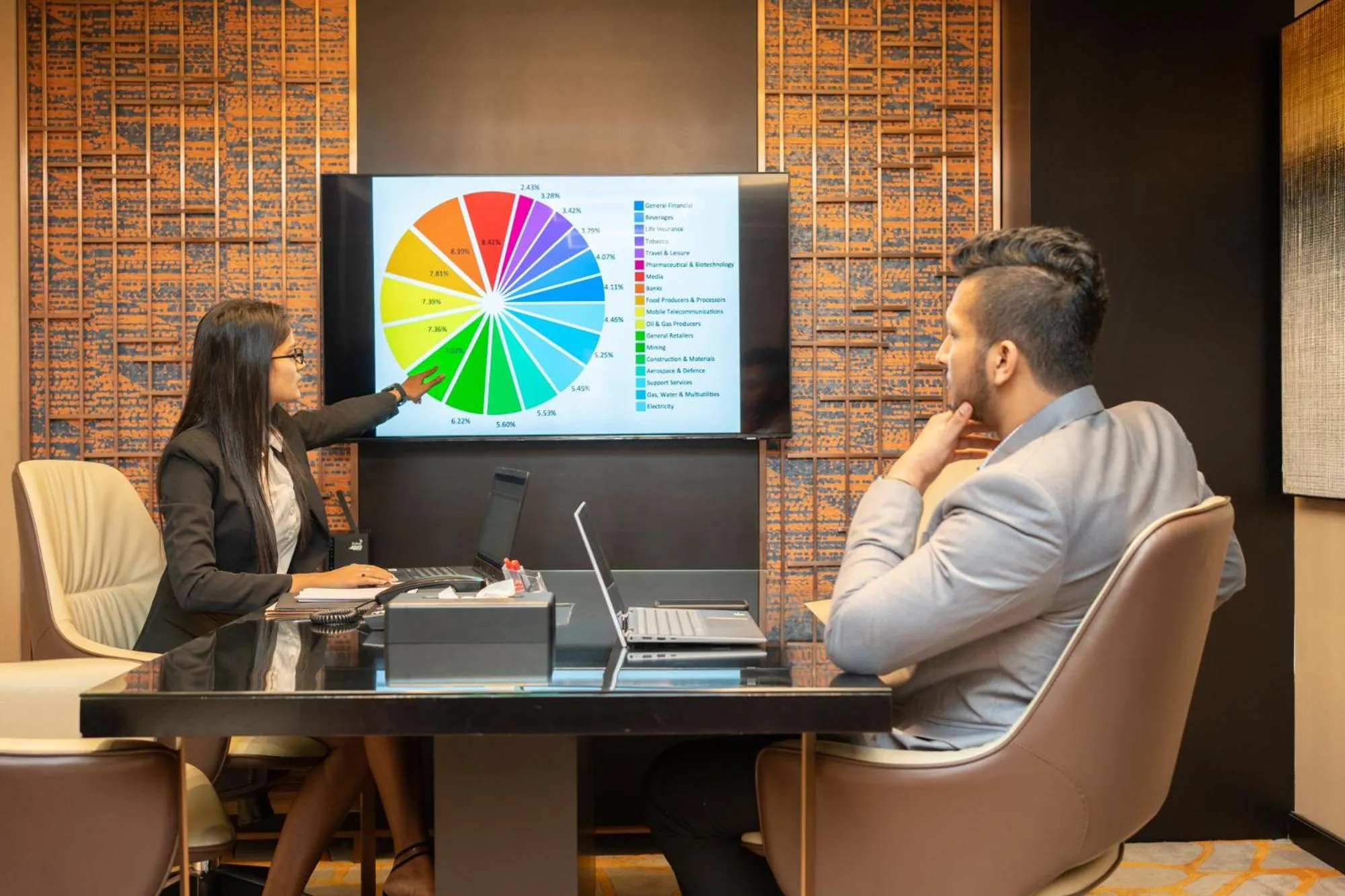 People in Zest Metropole