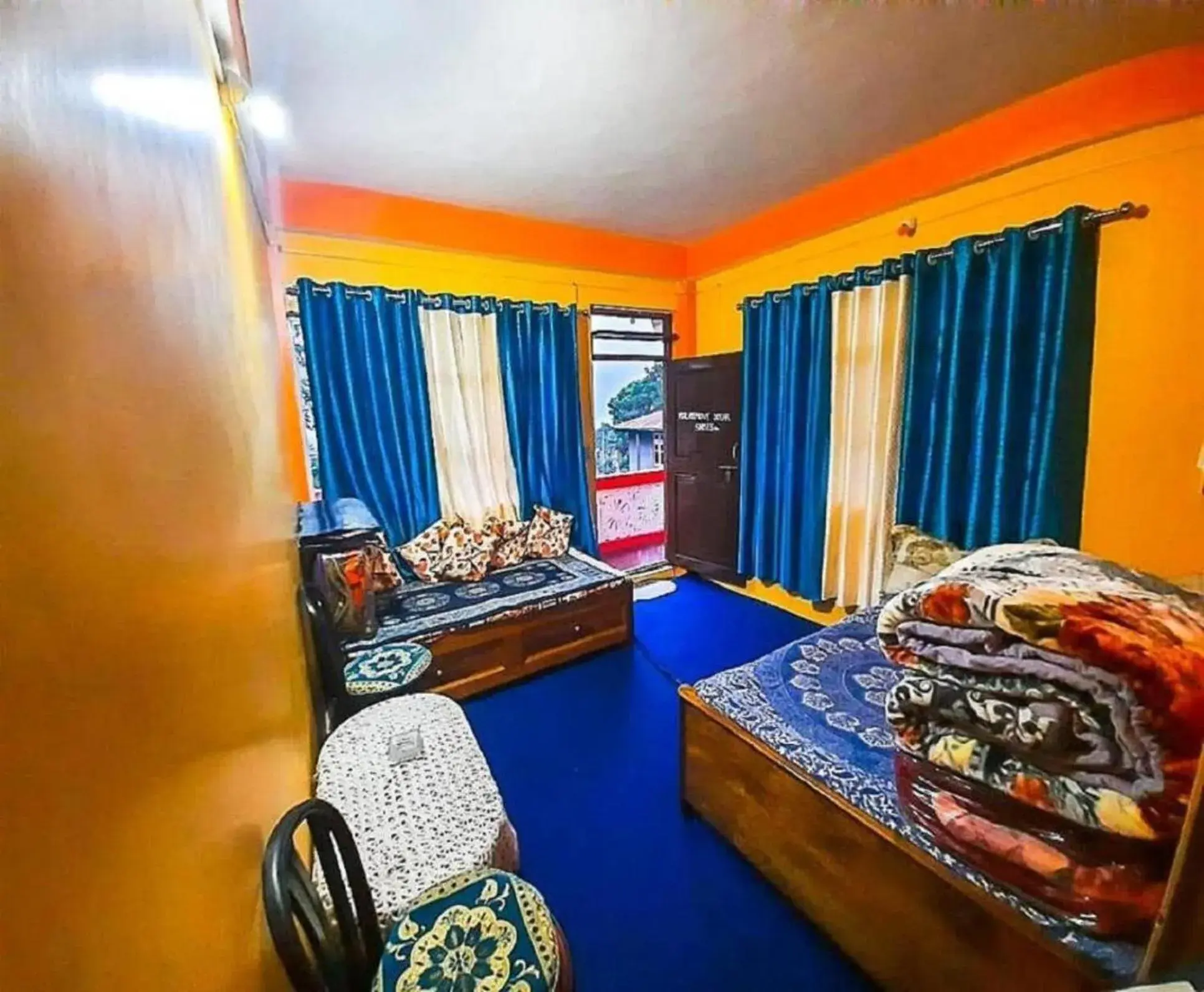 Basic Triple Room in Mountain View Home Stay by StayApart Basic Triple Room in Mountain View Home Stay by StayApart