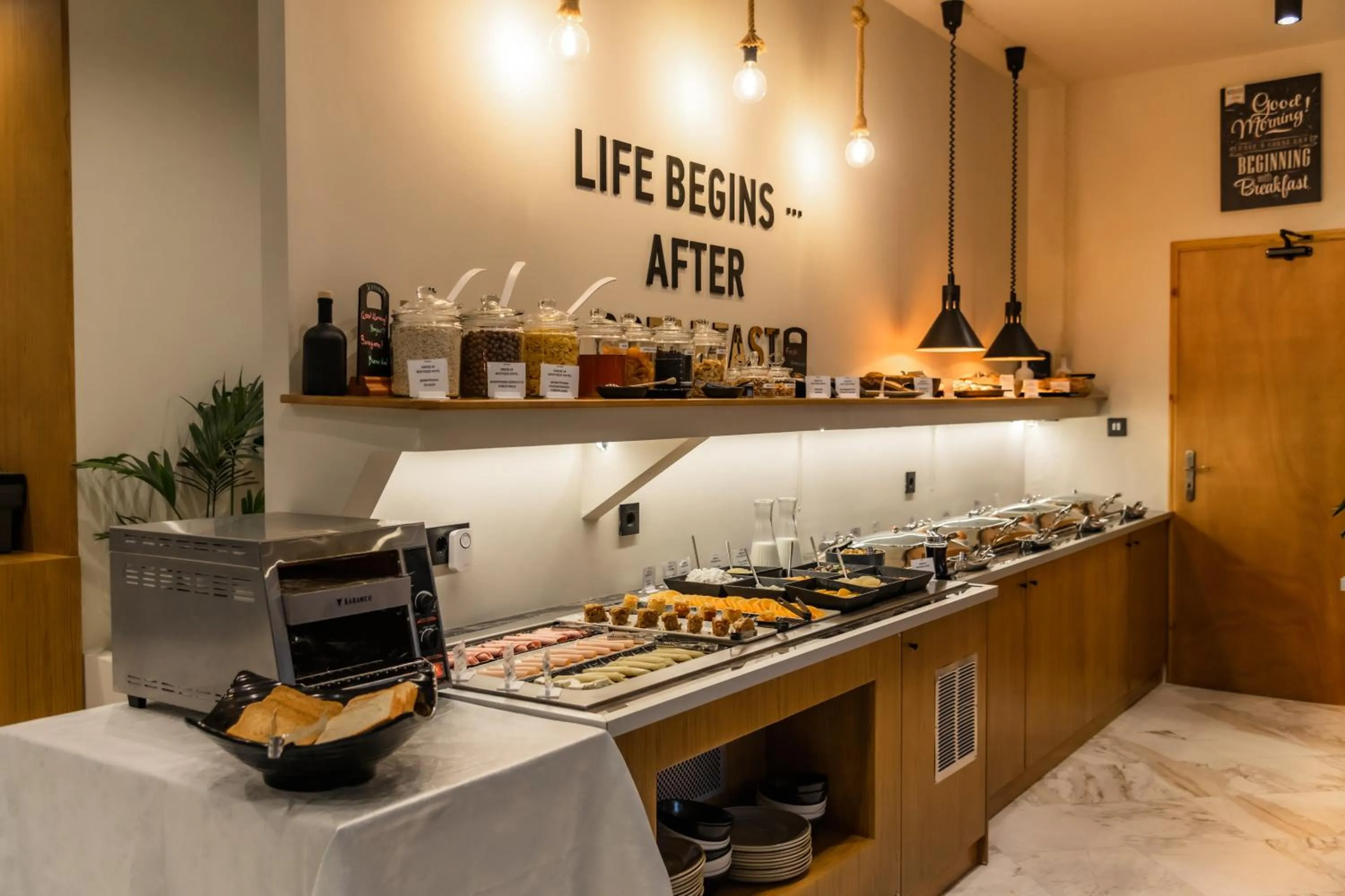 Breakfast in Nikon Boutique Hotel