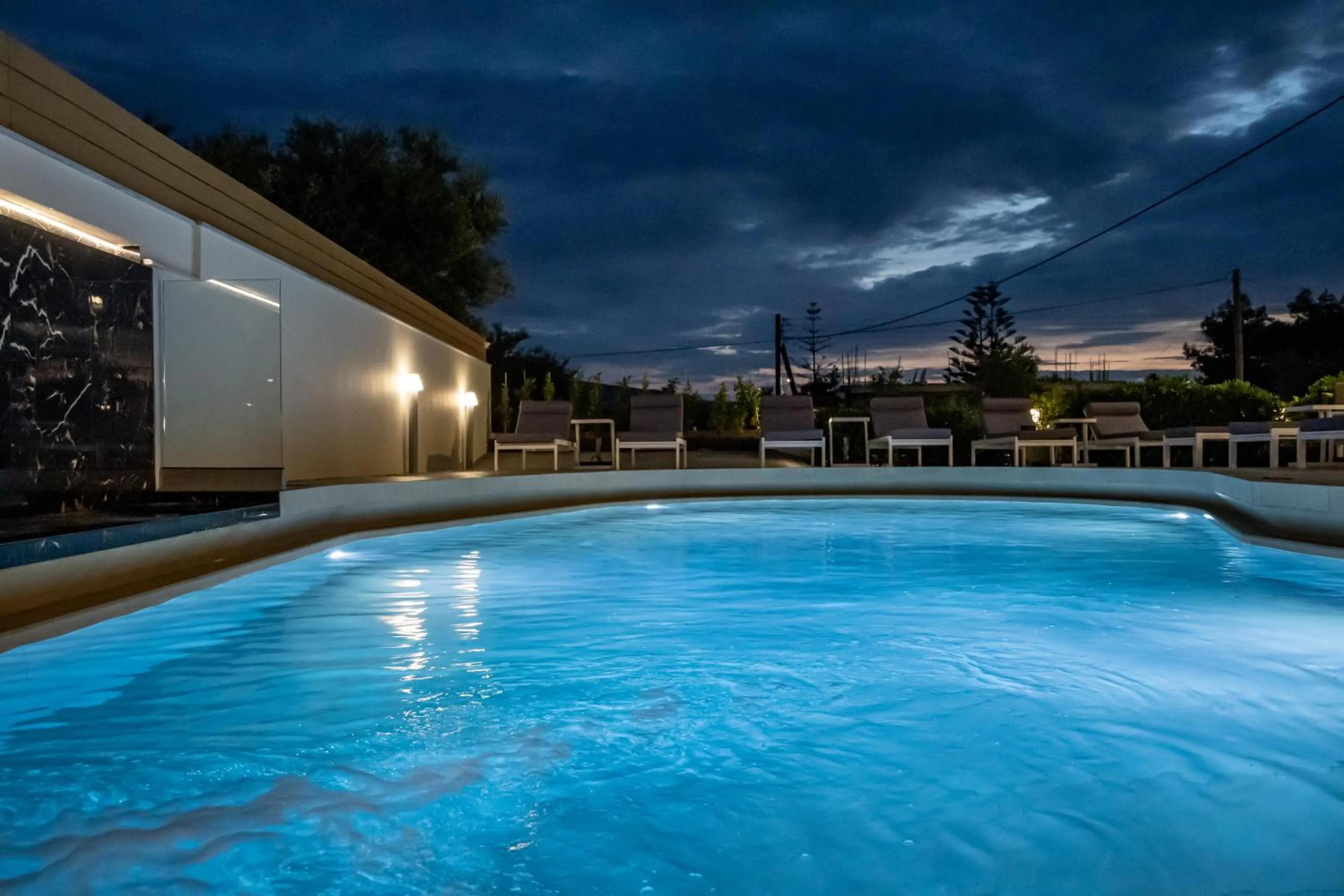 Swimming pool in Nikon Boutique Hotel