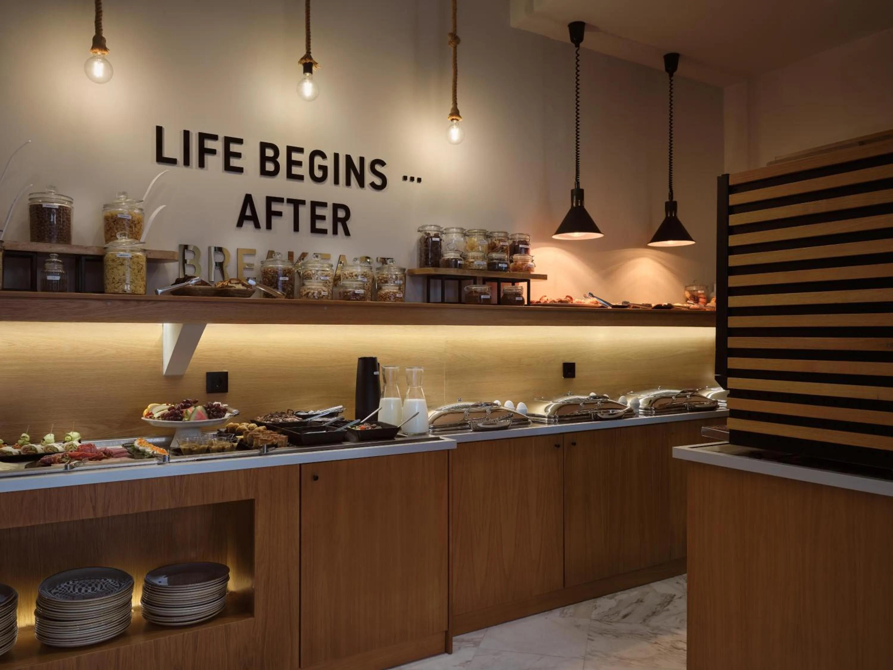 Buffet breakfast in Nikon Boutique Hotel