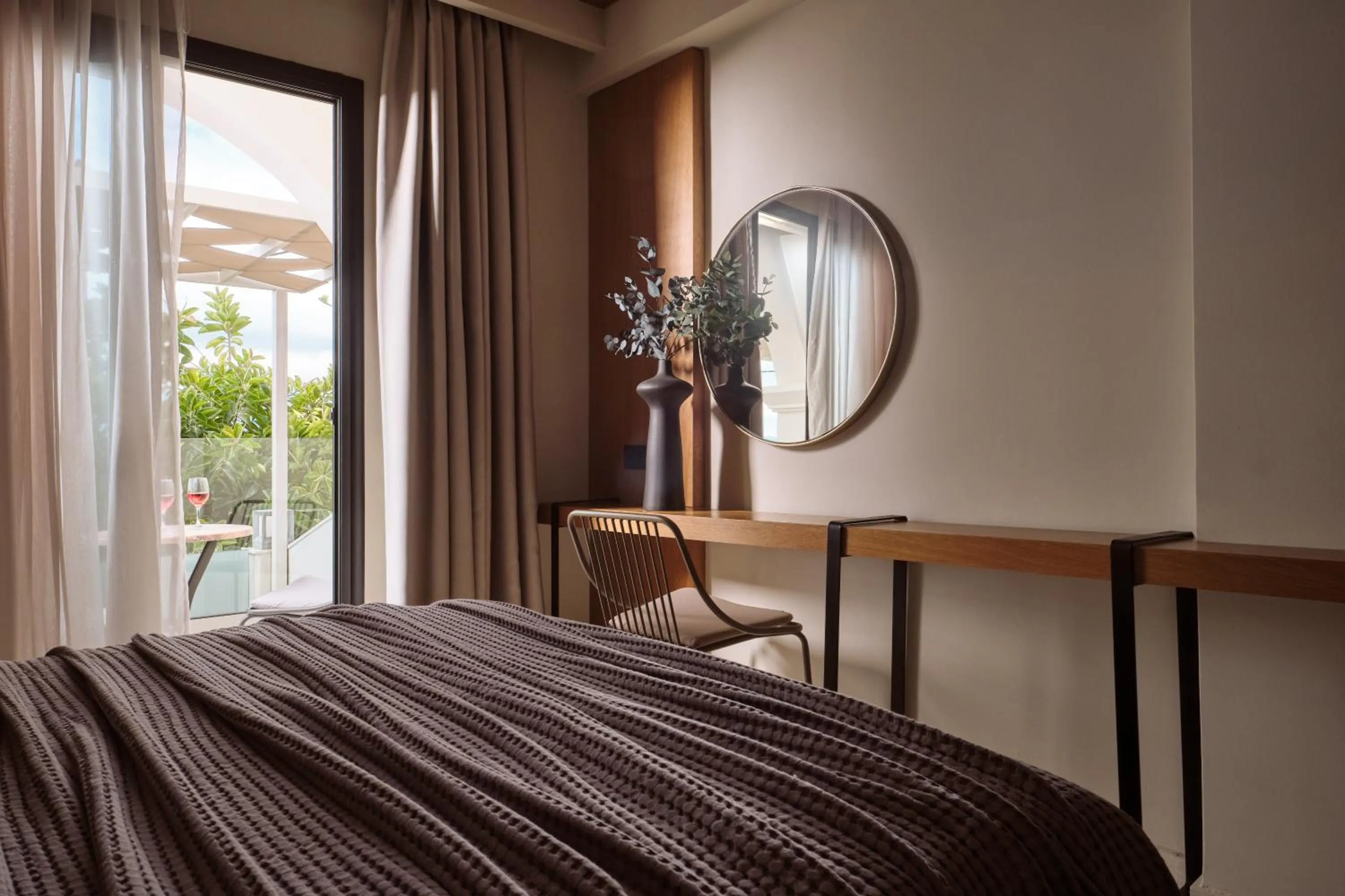 Bed in Nikon Boutique Hotel