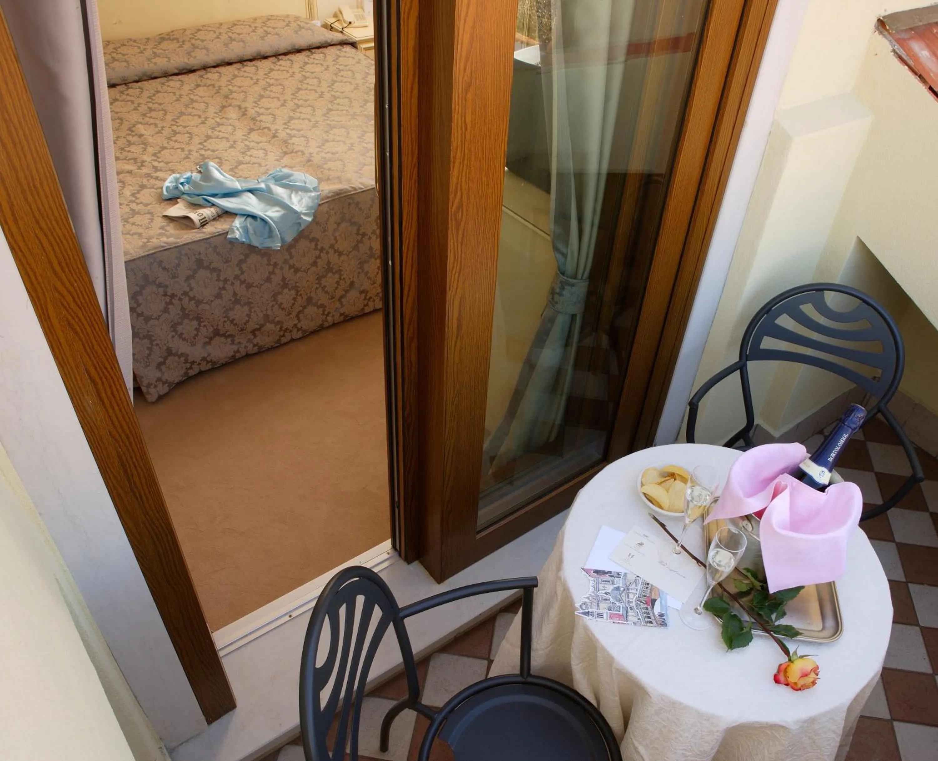 Bed in Hotel Carlton Capri