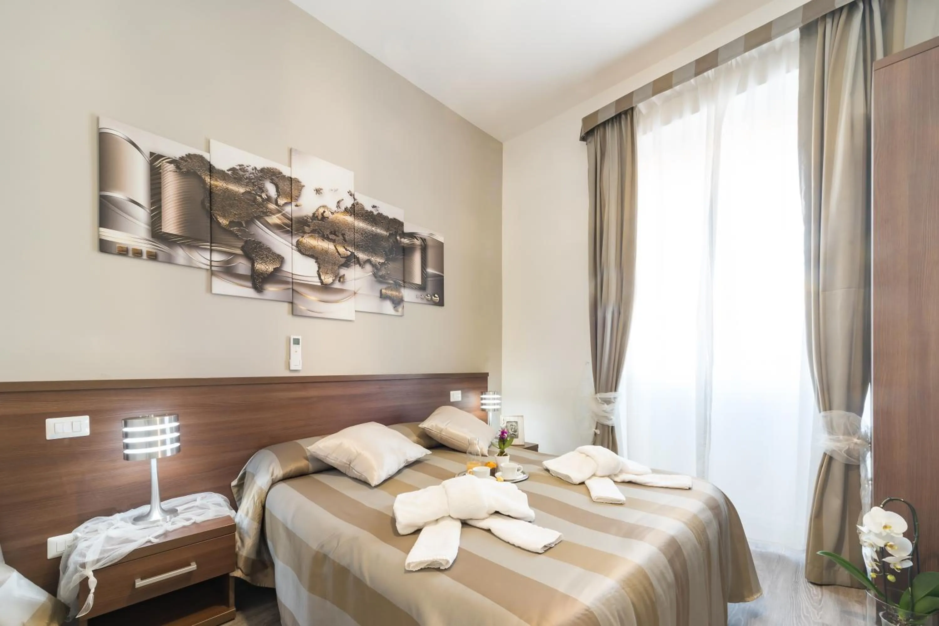 Bed in Sweet Holidays In Rome