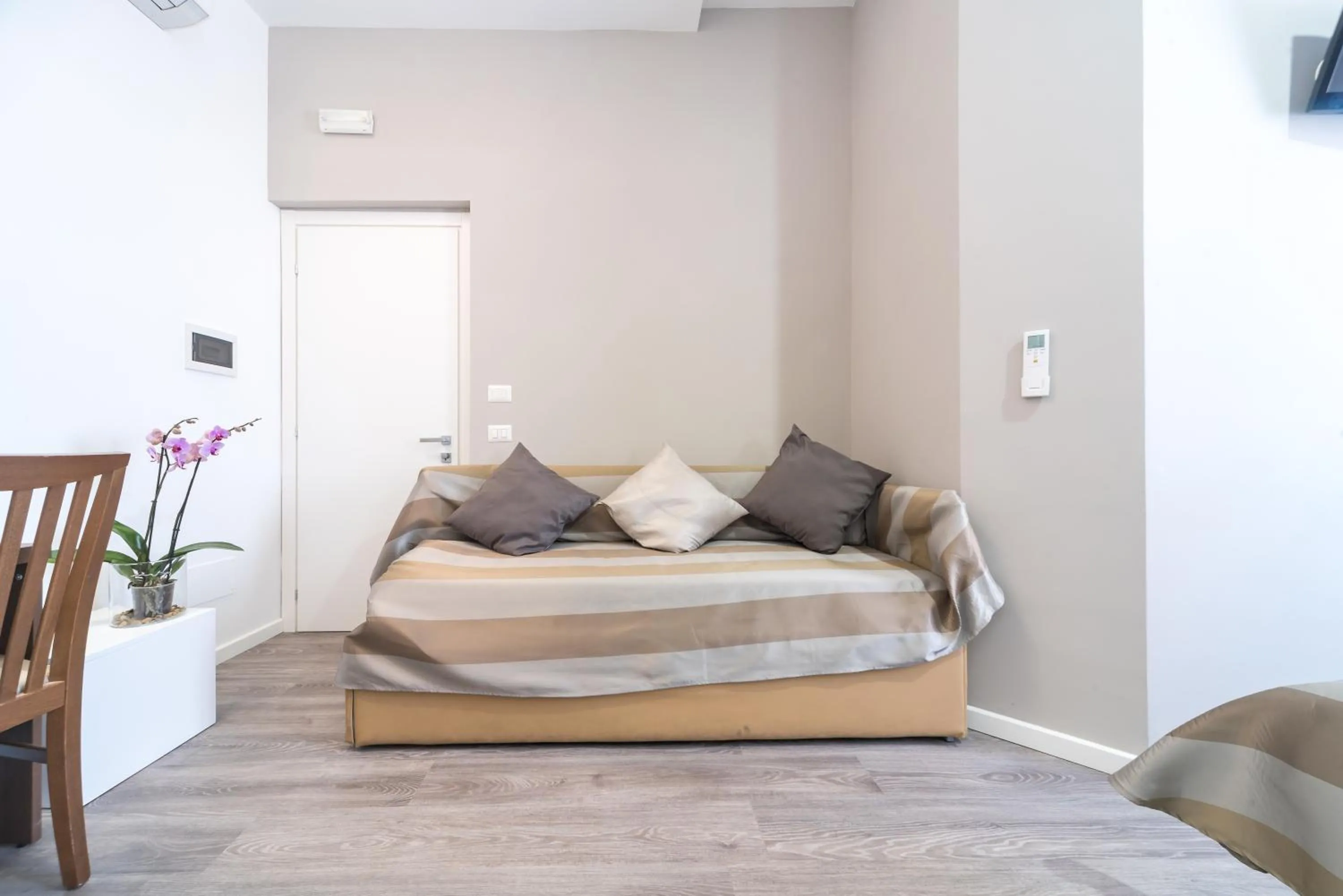 bunk bed, Bed in Sweet Holidays In Rome