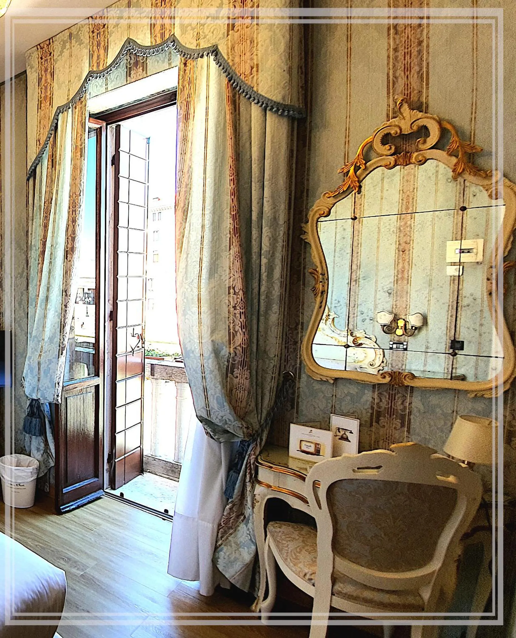 Nearby landmark in Hotel Carlton On The Grand Canal