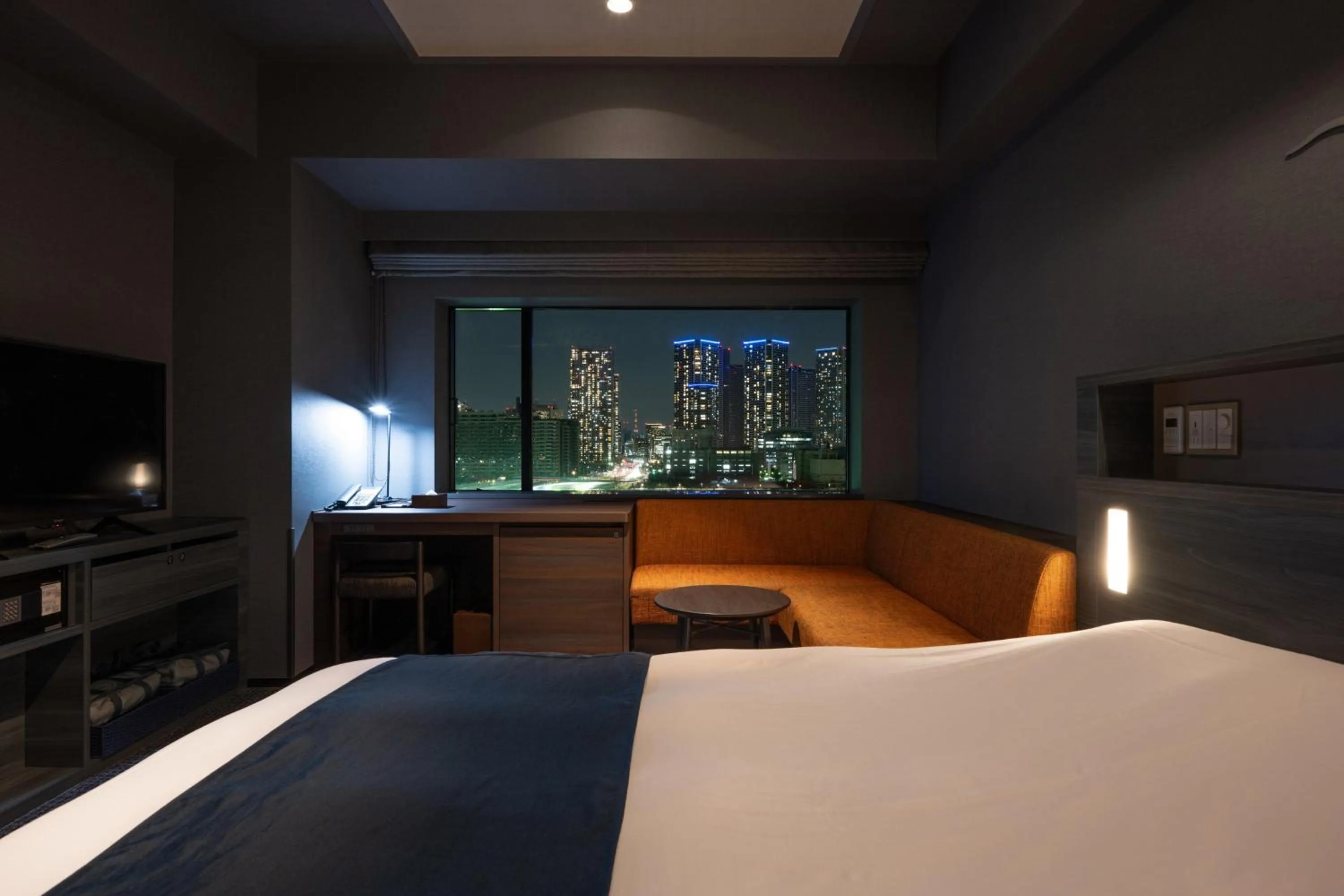 Photo of the whole room, Bed in La Vista Tokyo Bay