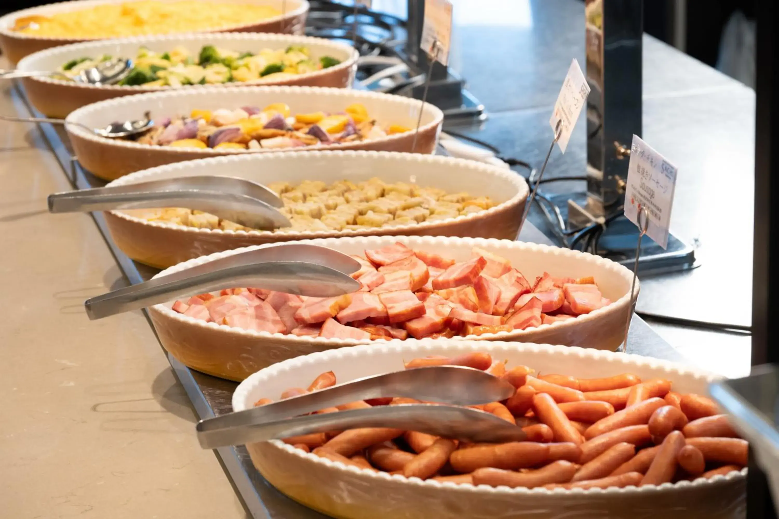 Restaurant/places to eat in La Vista Tokyo Bay Restaurant/places to eat in La Vista Tokyo Bay