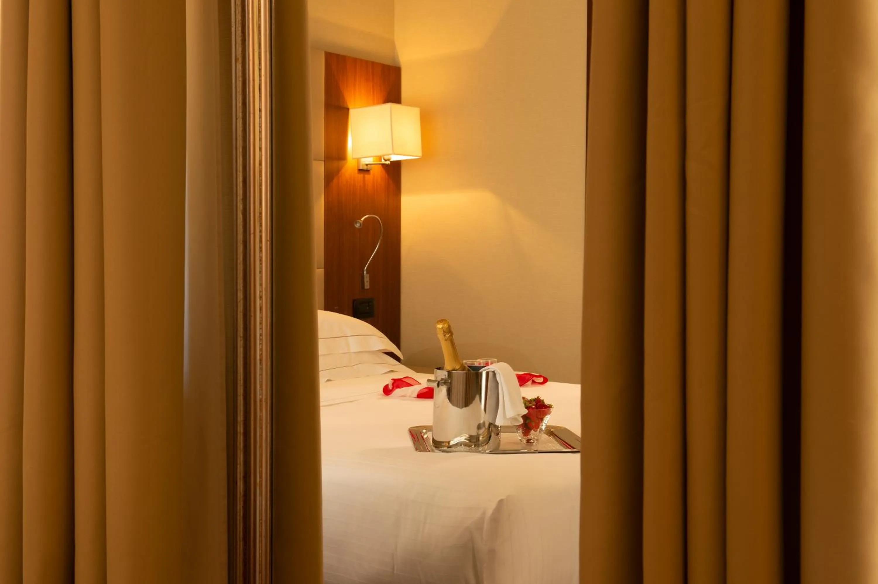 Decorative detail, Bed in Hotel Fenice