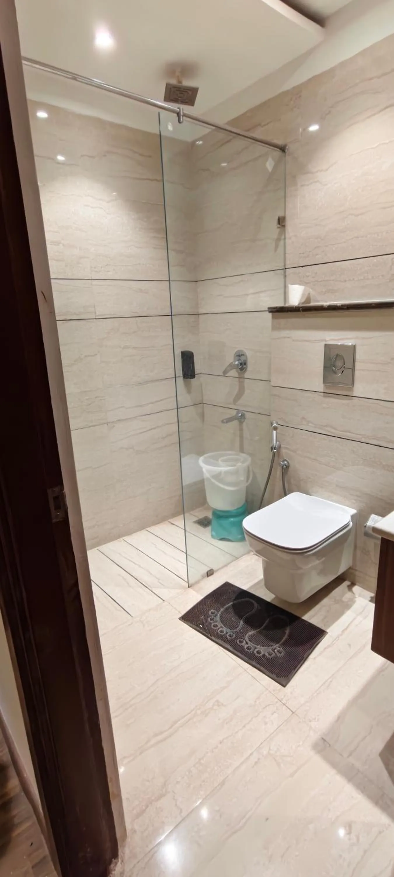 Hotel Aura Grand By Levelup Hotels