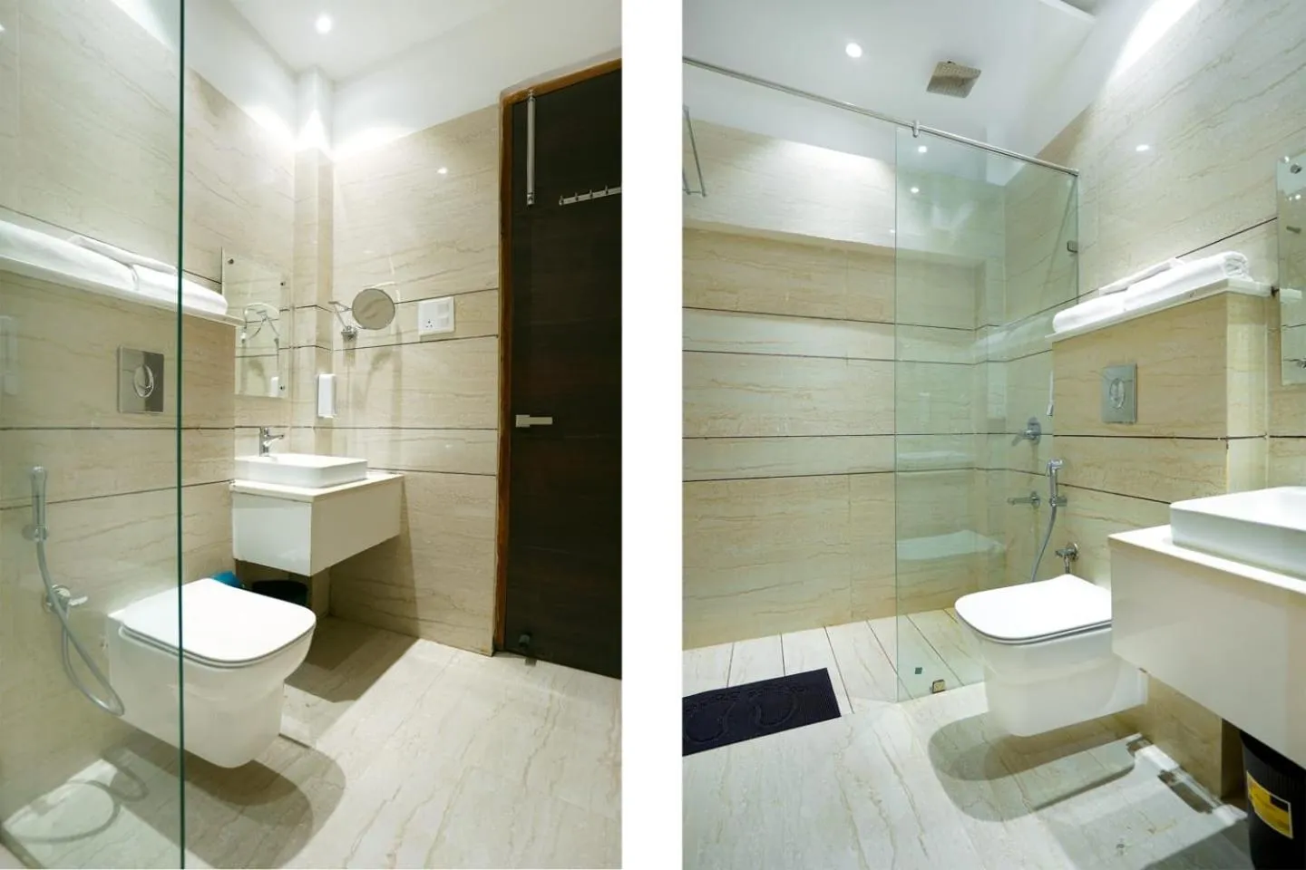 Bathroom in Hotel Aura Grand By Levelup Hotels