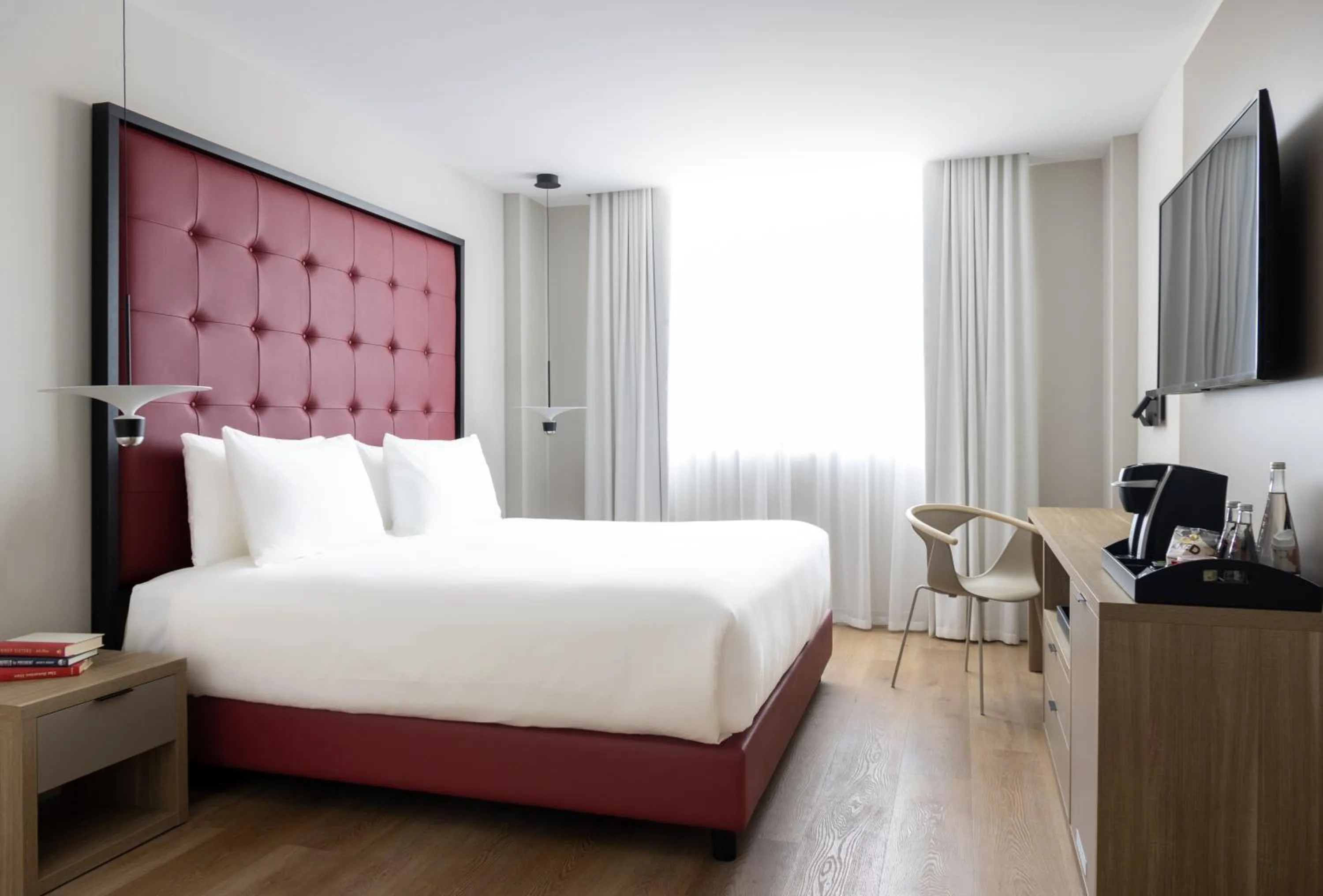 Bedroom, Bed in Uma House by Yurbban South Beach