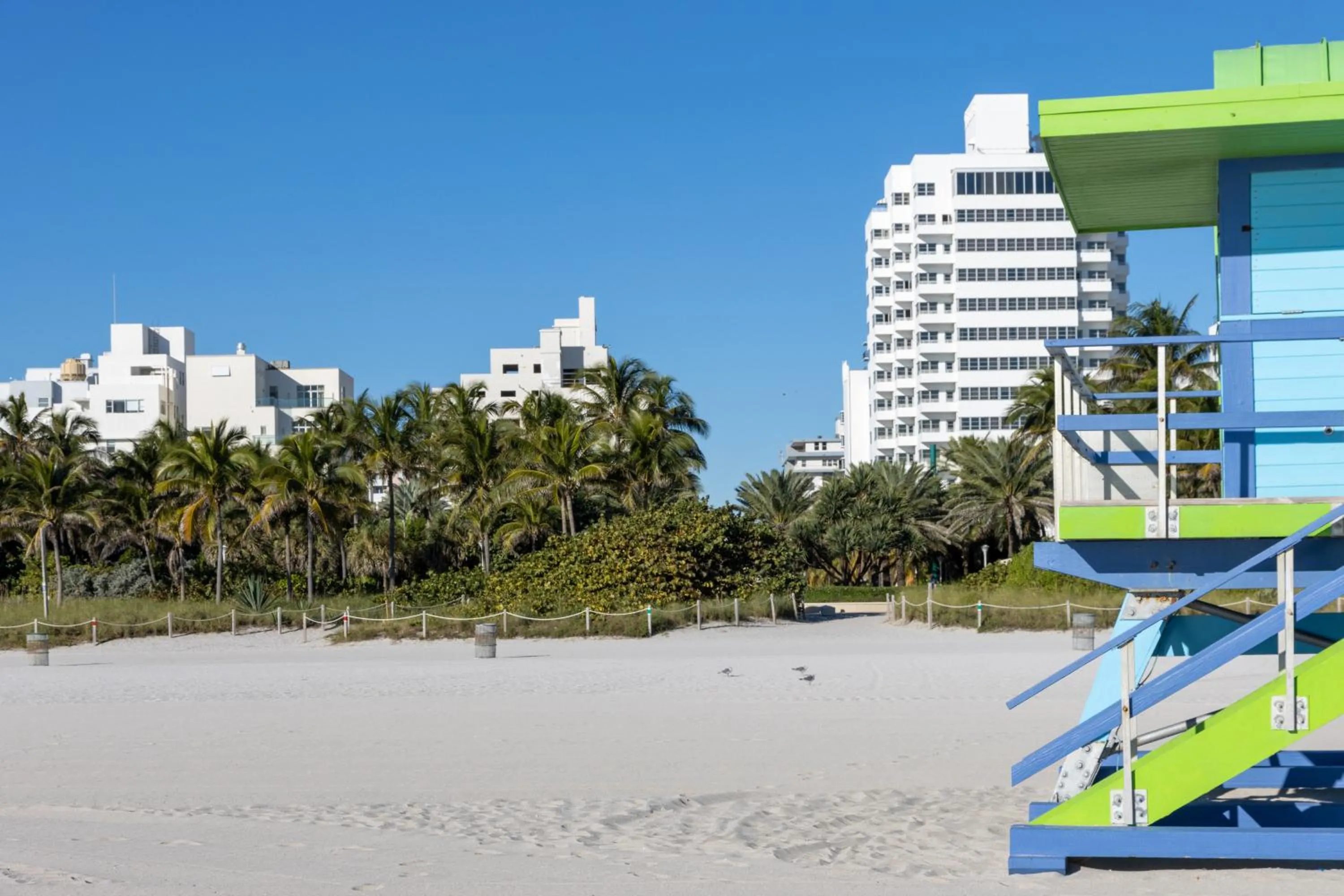 Neighbourhood in Uma House by Yurbban South Beach