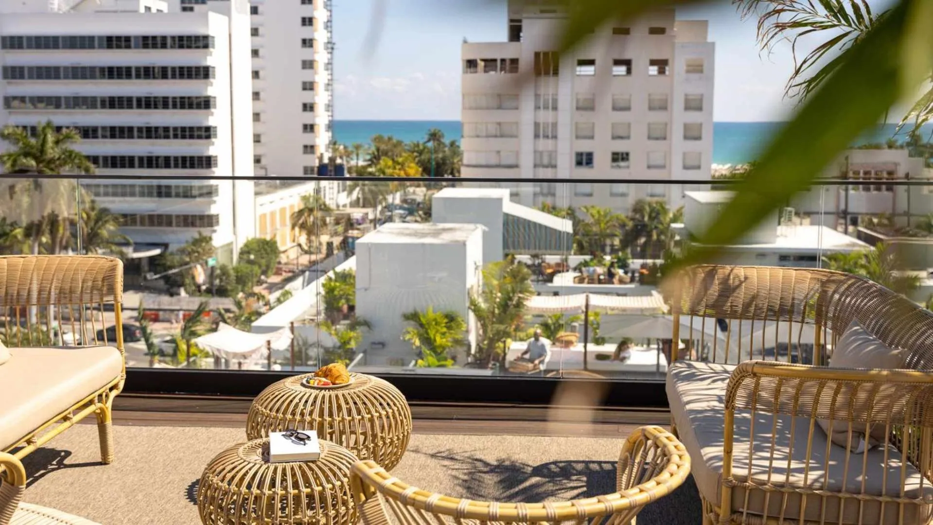 Balcony/Terrace in Uma House by Yurbban South Beach