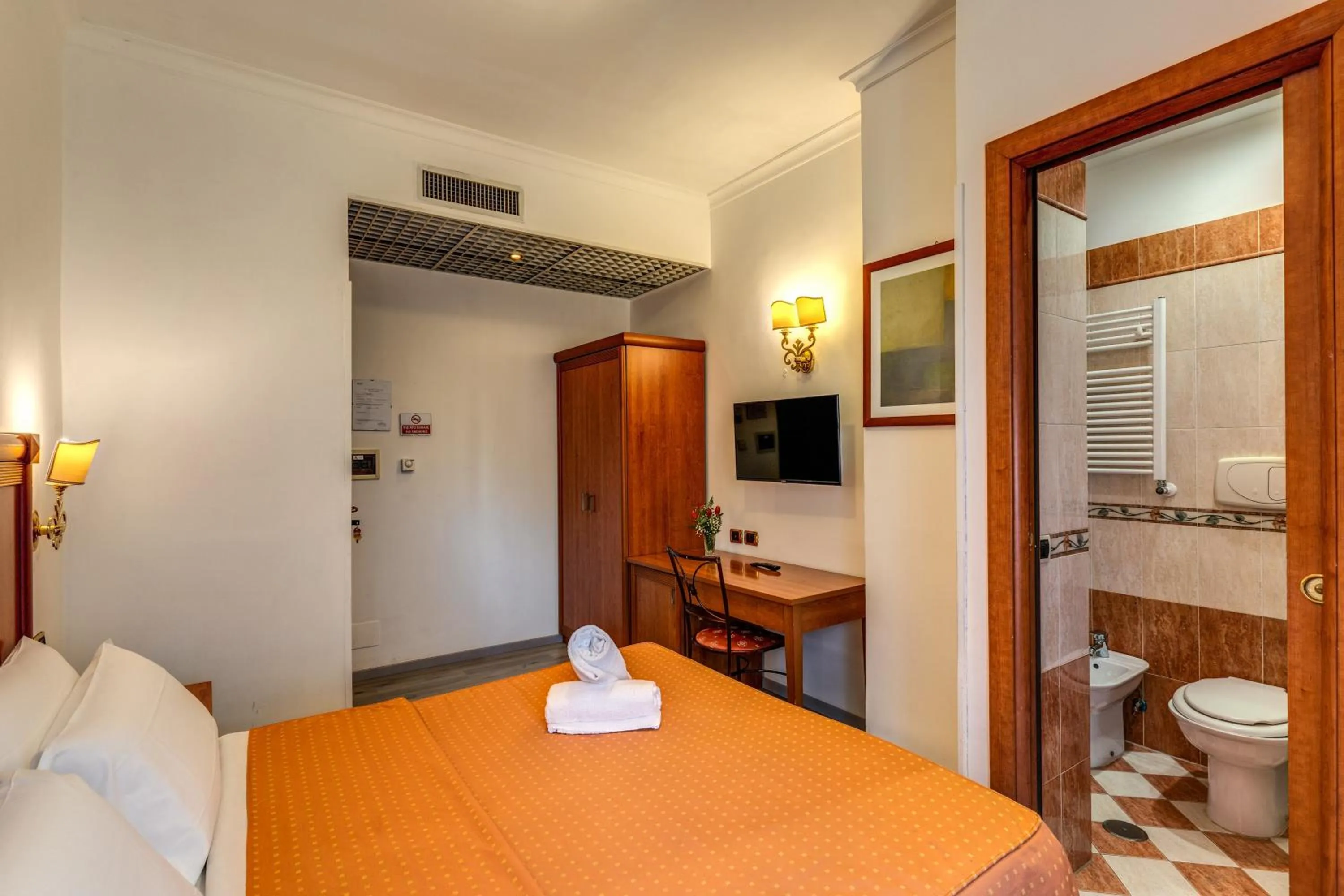 Photo of the whole room, Bed in Baltik Guesthouse