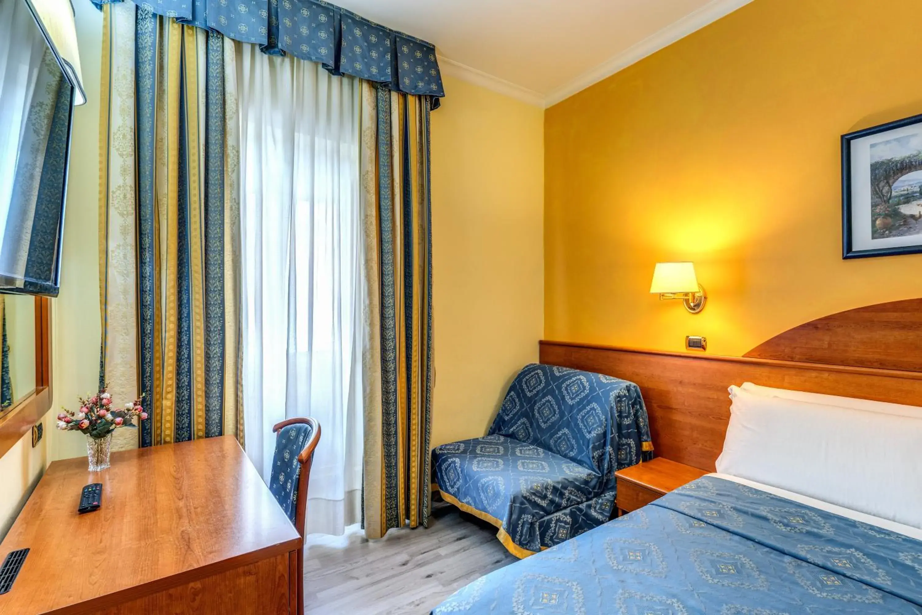 Photo of the whole room, Bed in Baltik Guesthouse Photo of the whole room, Bed in Baltik Guesthouse