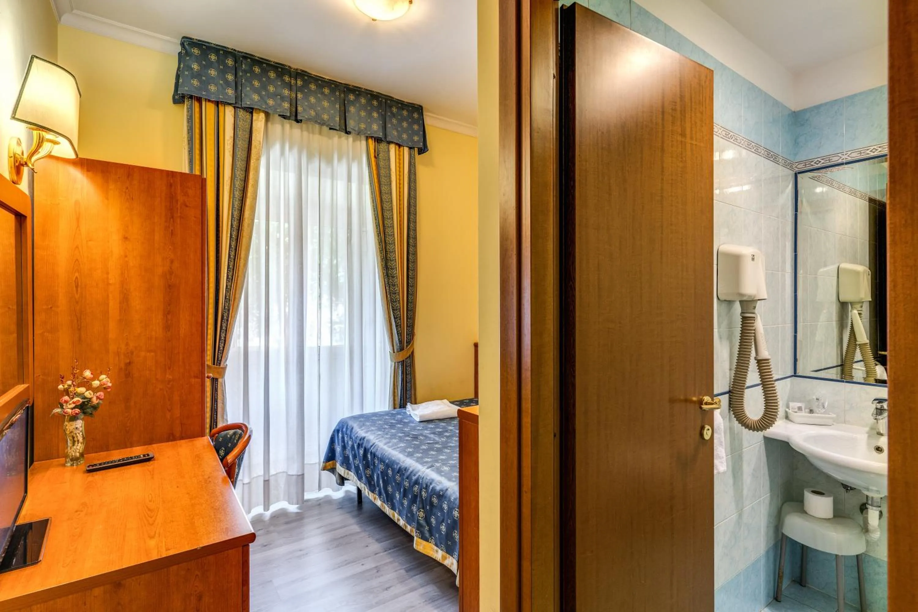 Photo of the whole room in Baltik Guesthouse