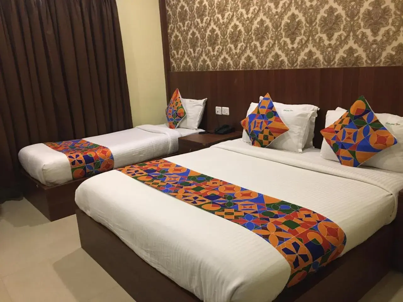 Photo of the whole room, Bed in Hotel ParkwayInn Photo of the whole room, Bed in Hotel ParkwayInn