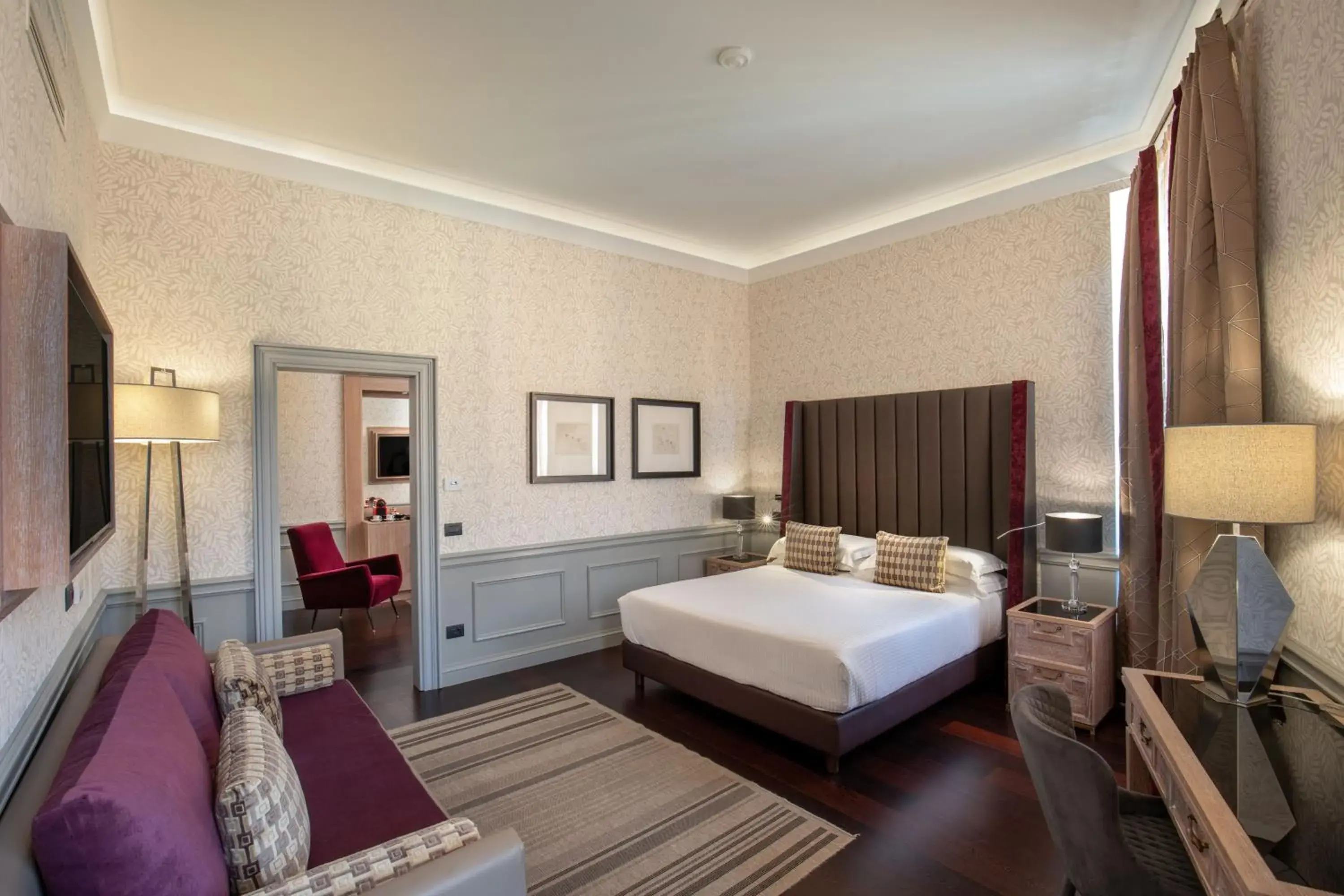 Bed in The Inn at the Spanish Steps Luxury Collection - The Inn at the Spanish Steps Bed in The Inn at the Spanish Steps Luxury Collection - The Inn at the Spanish Steps