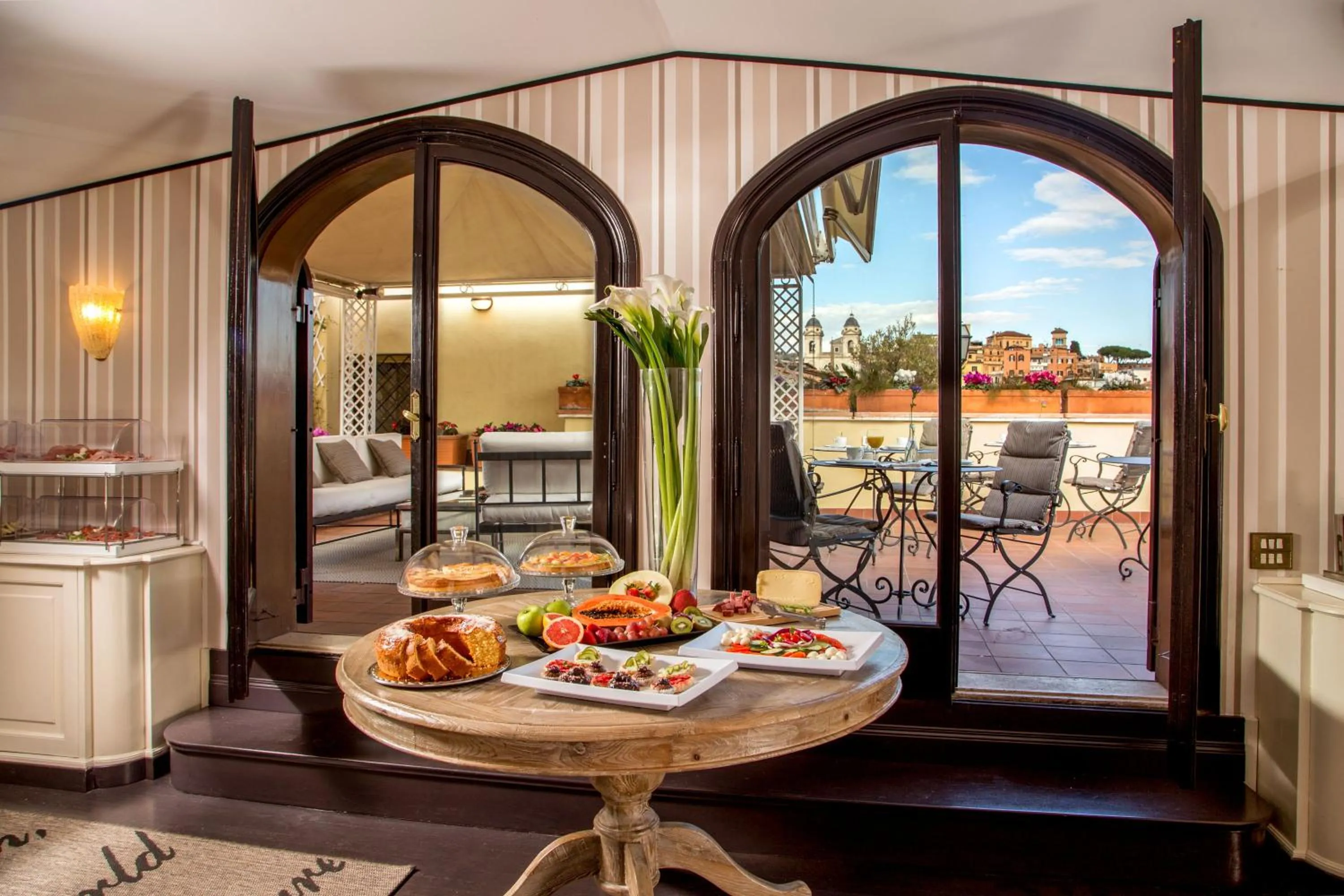 Living room in The Inn at the Spanish Steps Luxury Collection - The Inn at the Spanish Steps
