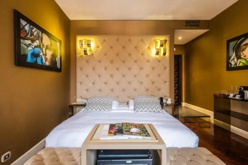 Bed in The Inn at the Spanish Steps Luxury Collection - The Inn at the Spanish Steps Bed in The Inn at the Spanish Steps Luxury Collection - The Inn at the Spanish Steps