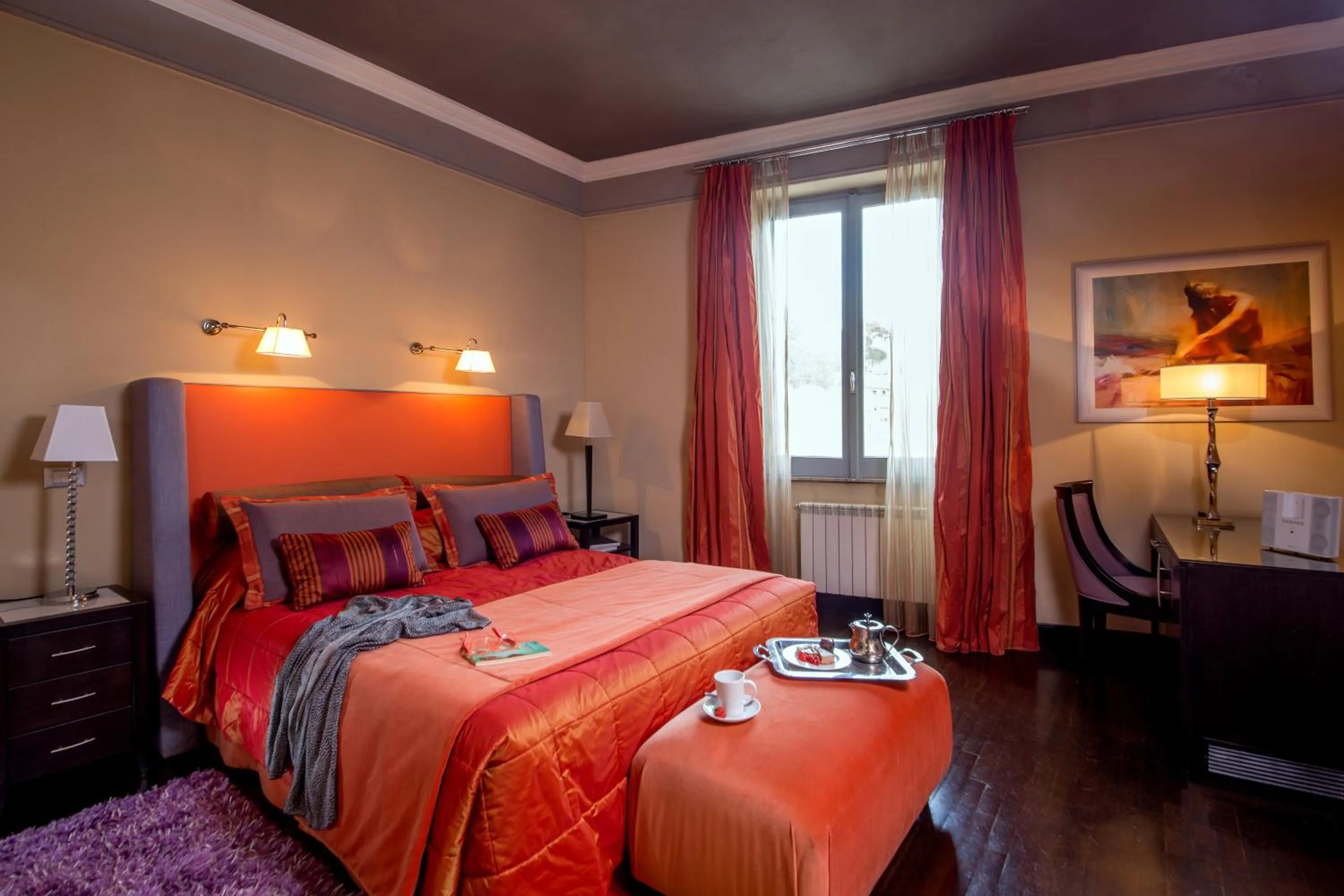 Bed in The Inn at the Spanish Steps Luxury Collection - The Inn at the Spanish Steps