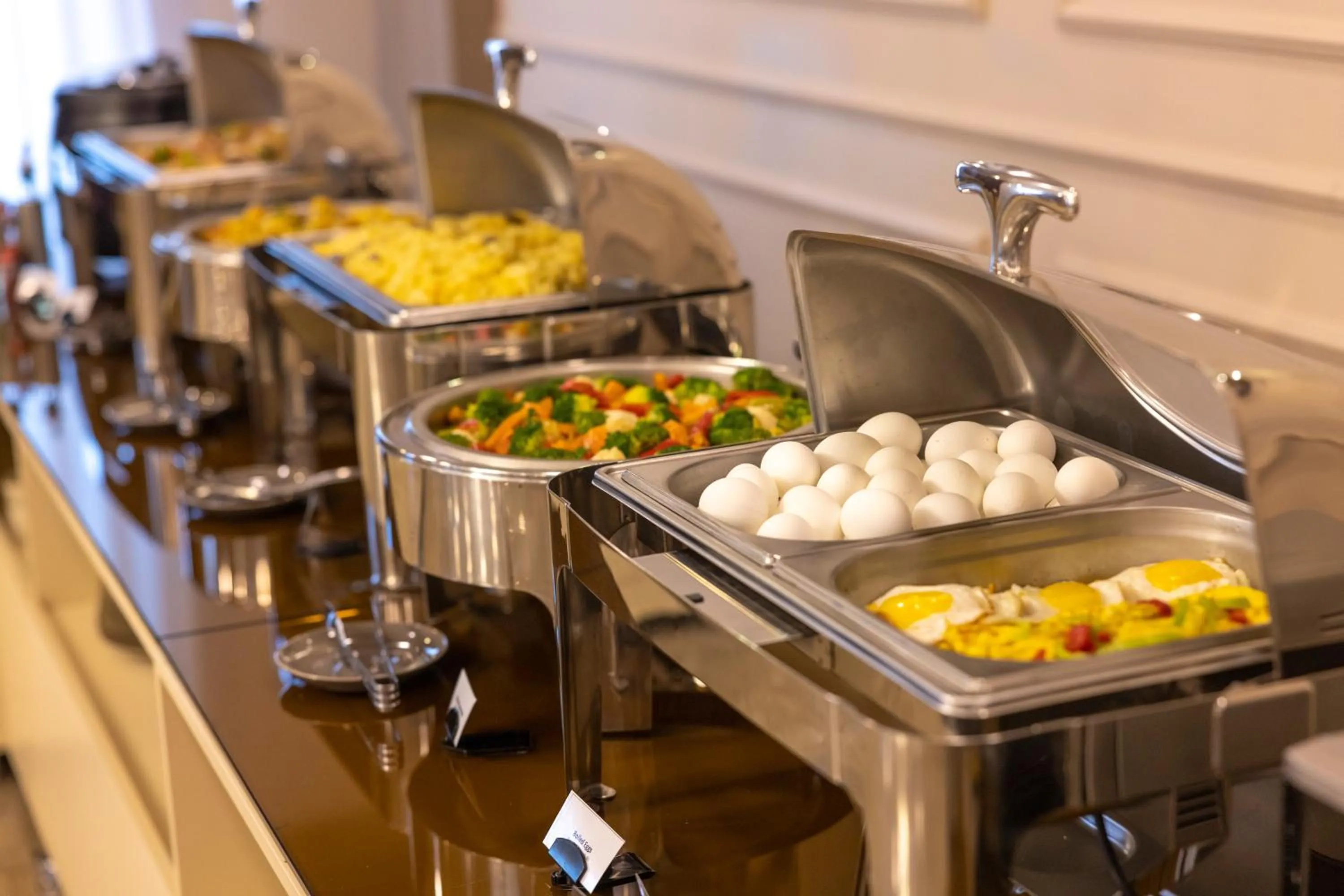 Breakfast in Hotel Residence Plaza