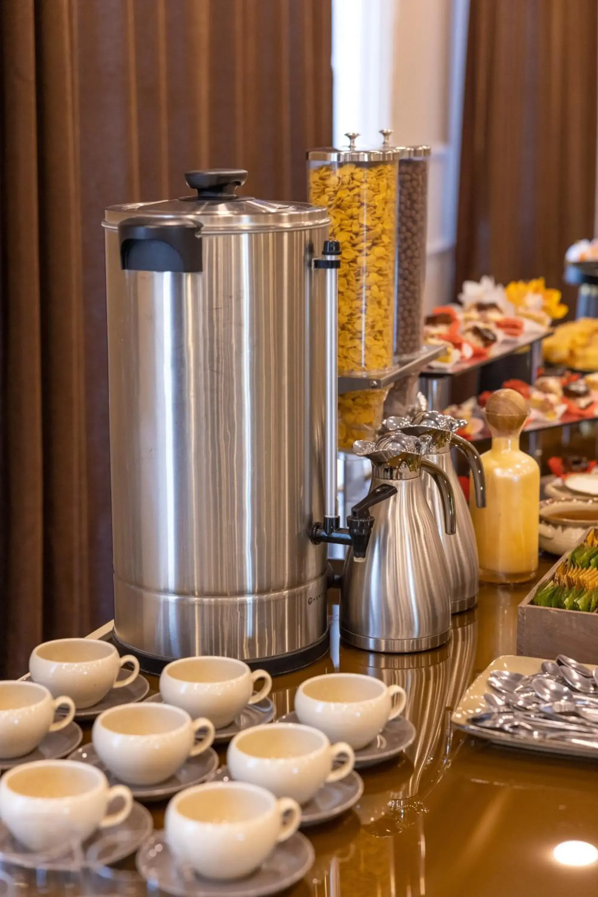 Breakfast in Hotel Residence Plaza Breakfast in Hotel Residence Plaza