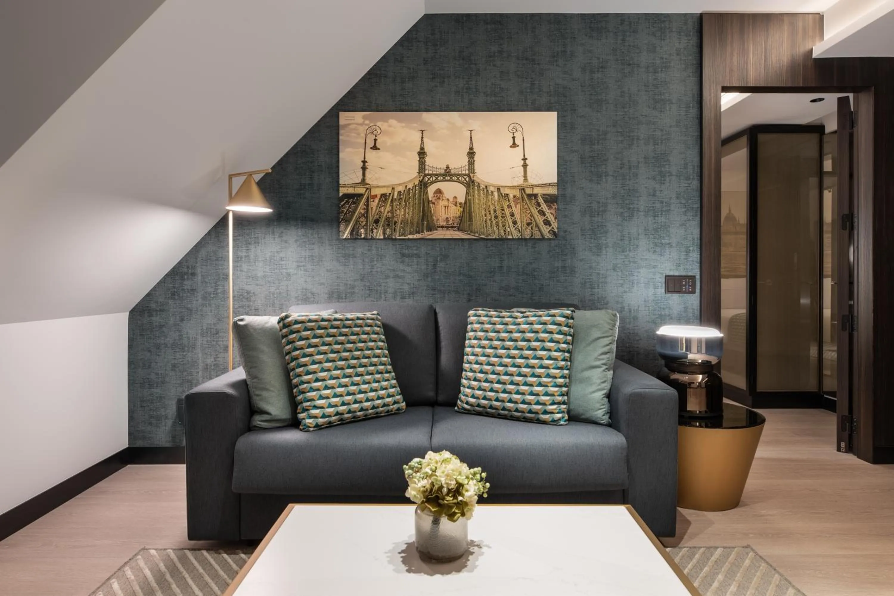 Seating area in Eurostars Ambassador