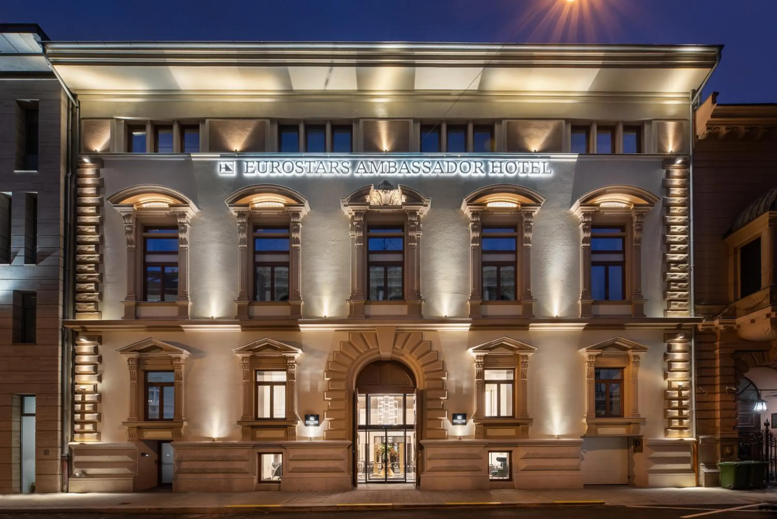 Property building in Eurostars Ambassador Property building in Eurostars Ambassador