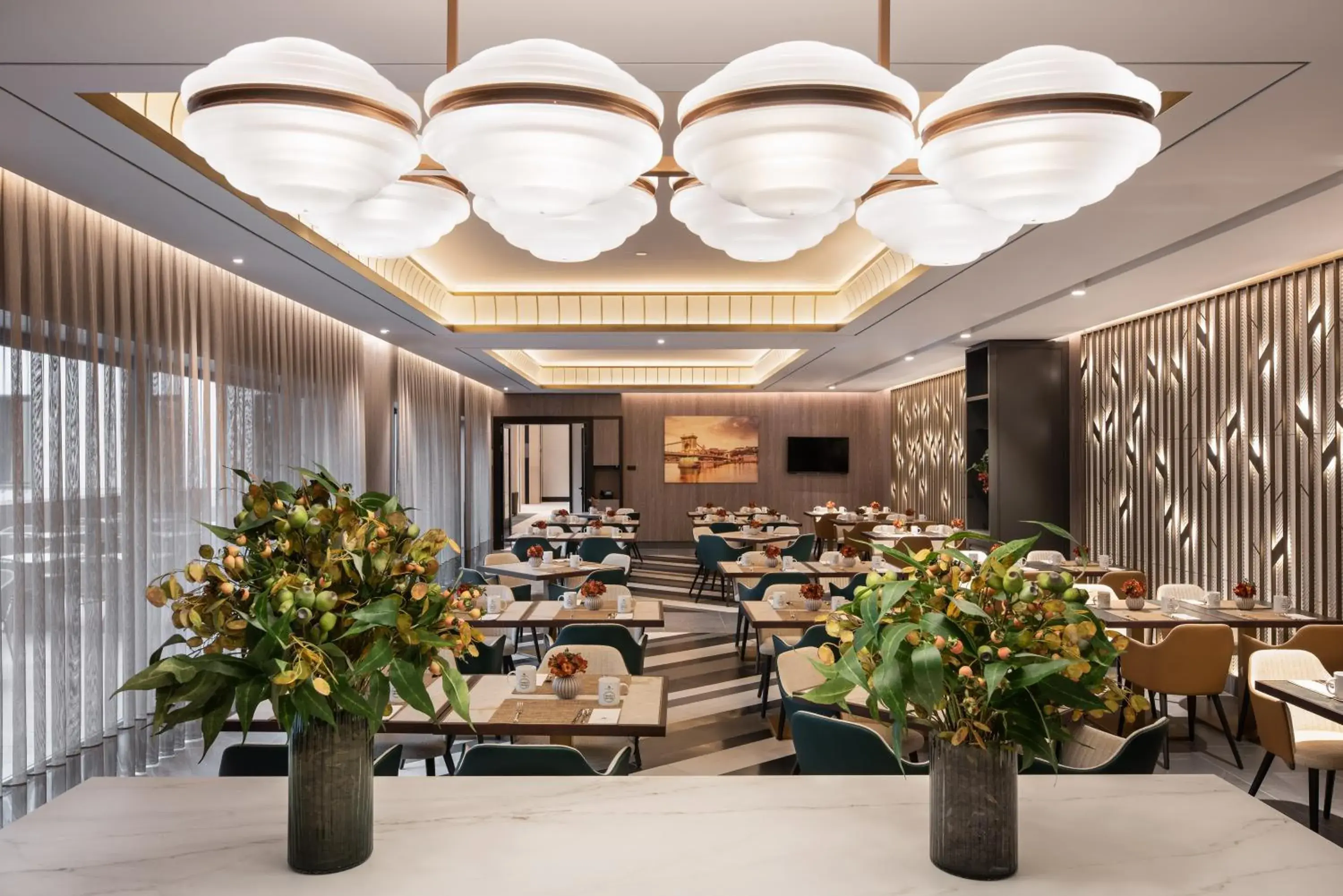 Restaurant/places to eat in Eurostars Ambassador Restaurant/places to eat in Eurostars Ambassador