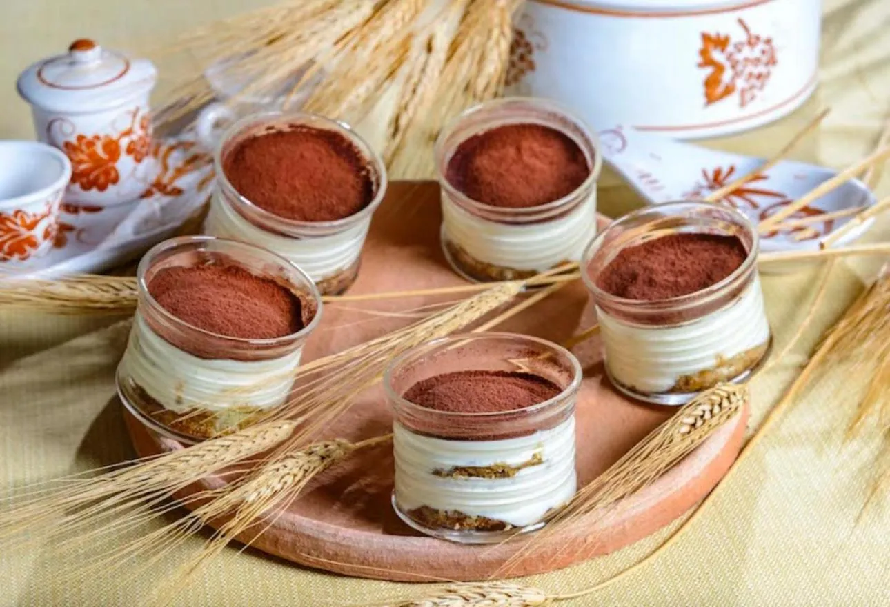 Restaurant/places to eat in Hotel Kennedy