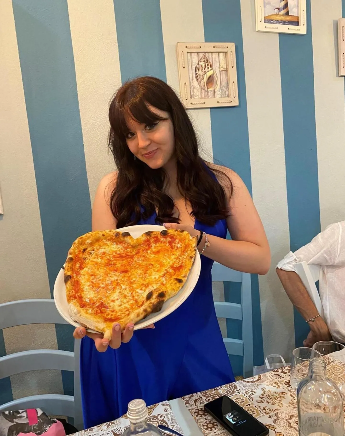 Restaurant/places to eat in Hotel Kennedy