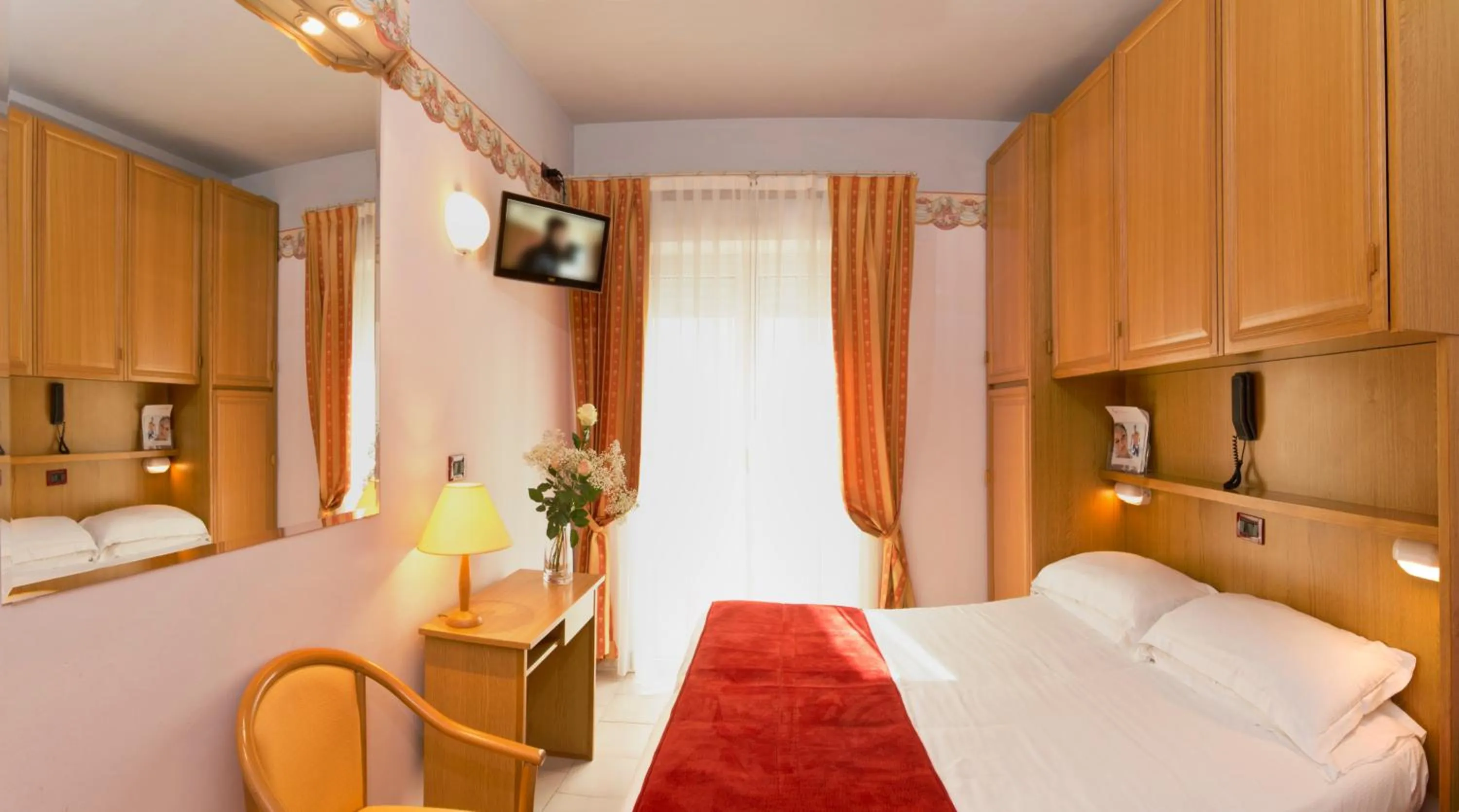 Bed in Hotel Kennedy