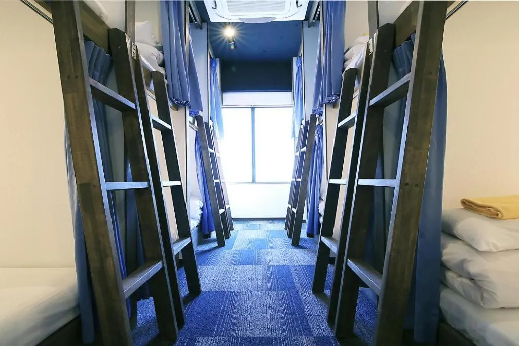 Bed in BEE-HIVE Sugamo - Male Only