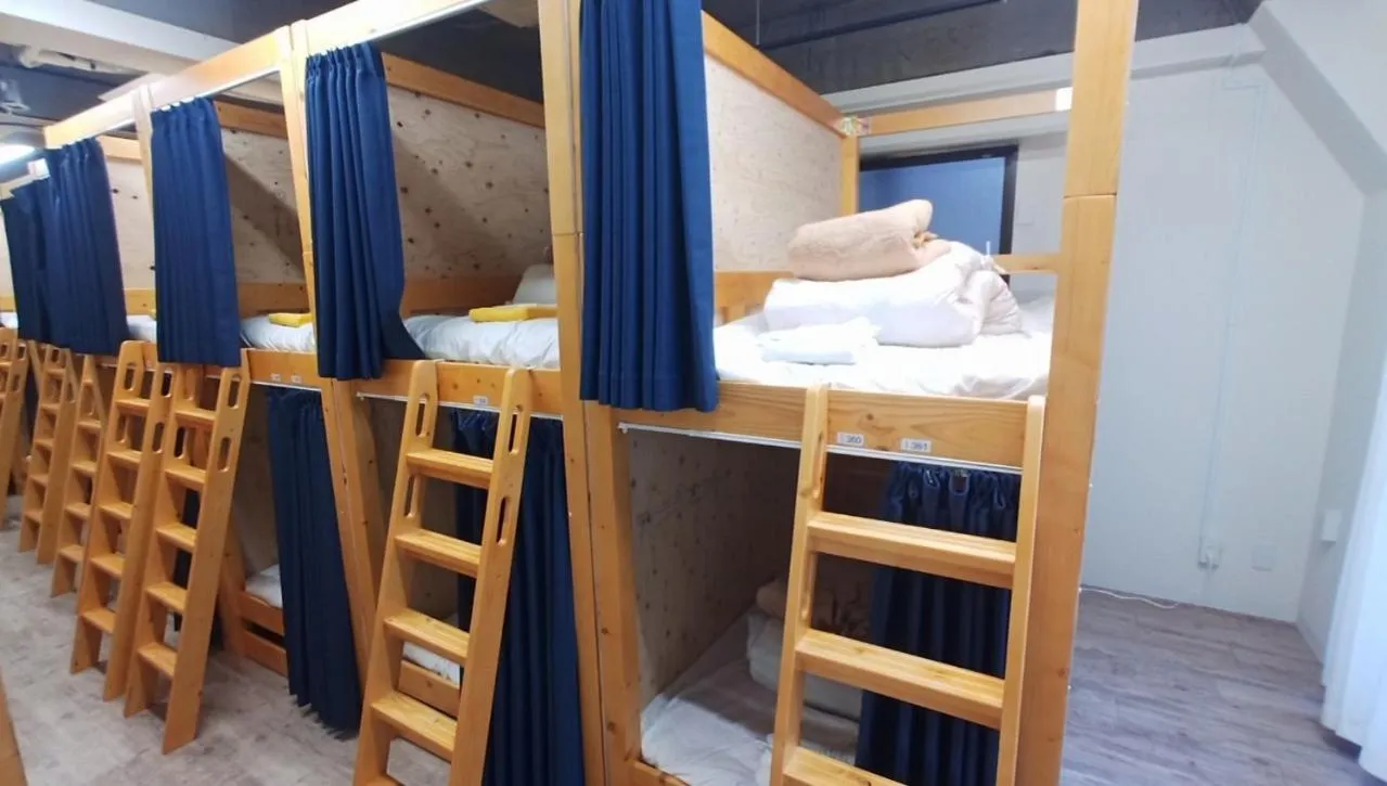 Bed in BEE-HIVE Sugamo - Male Only