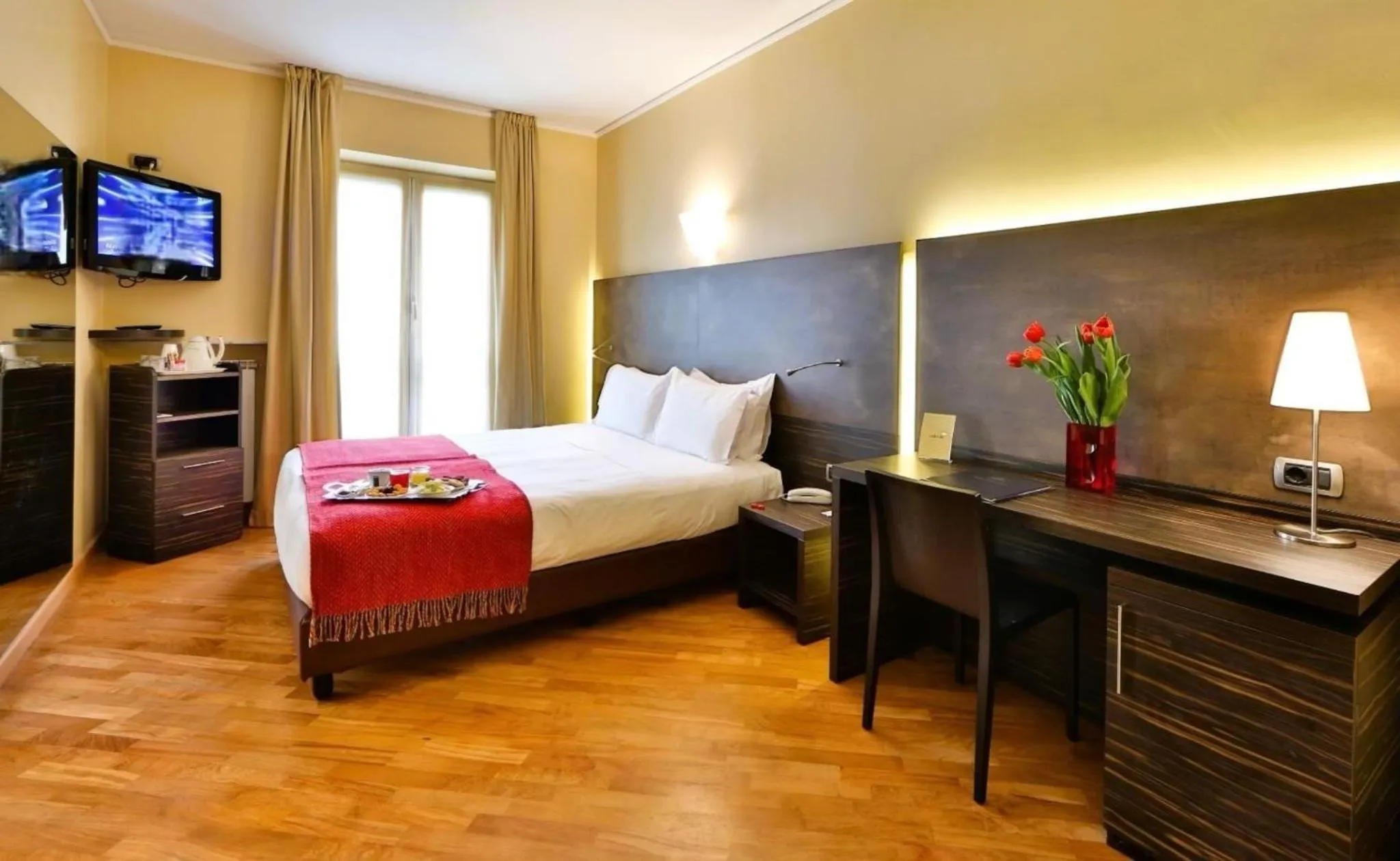 Photo of the whole room, Bed in Best Western Hotel Metropoli