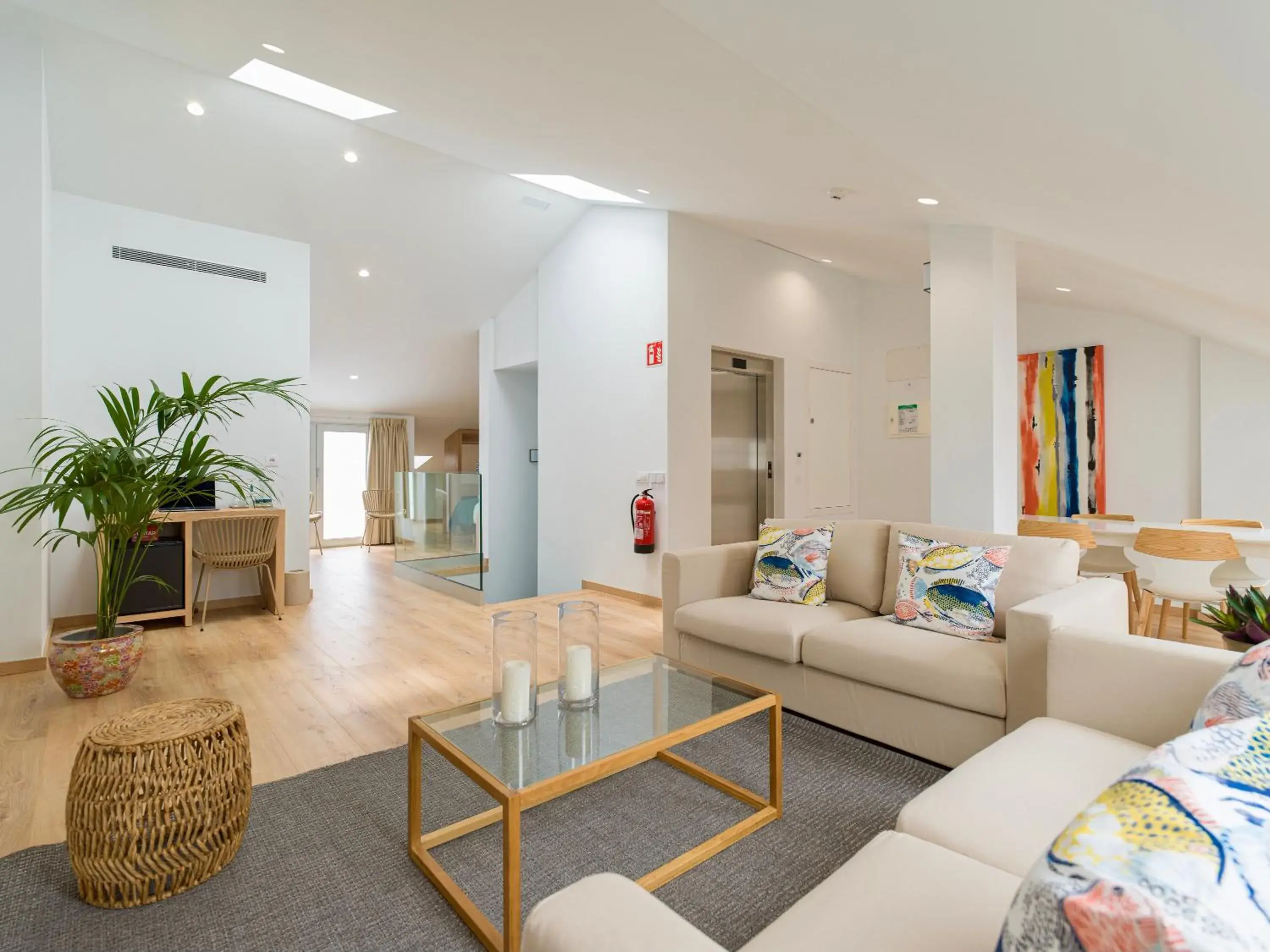 Superior Suite in Hotel Emeté & Coworking by Airnest Superior Suite in Hotel Emeté & Coworking by Airnest