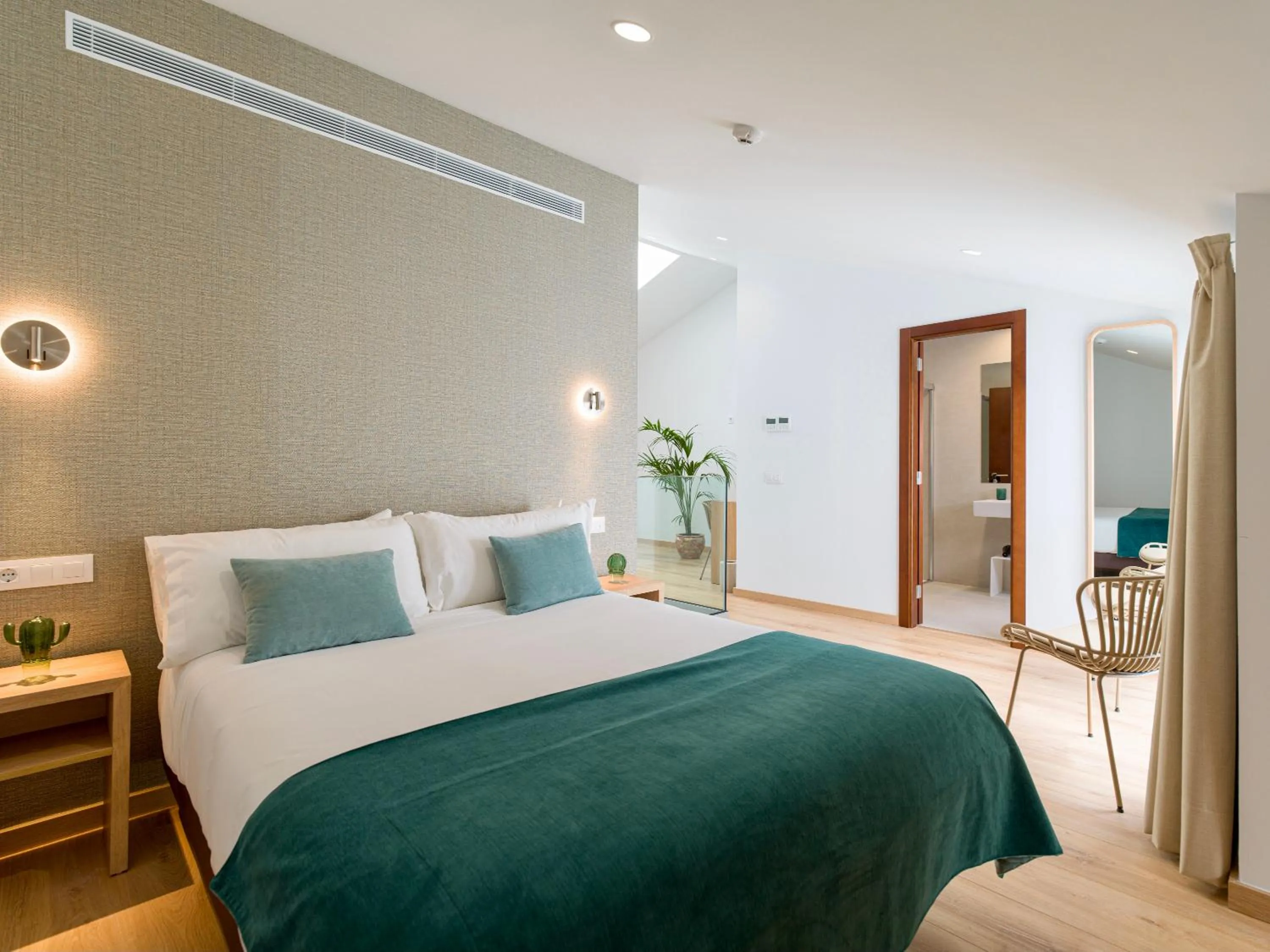 Bed in Hotel Emeté & Coworking by Airnest