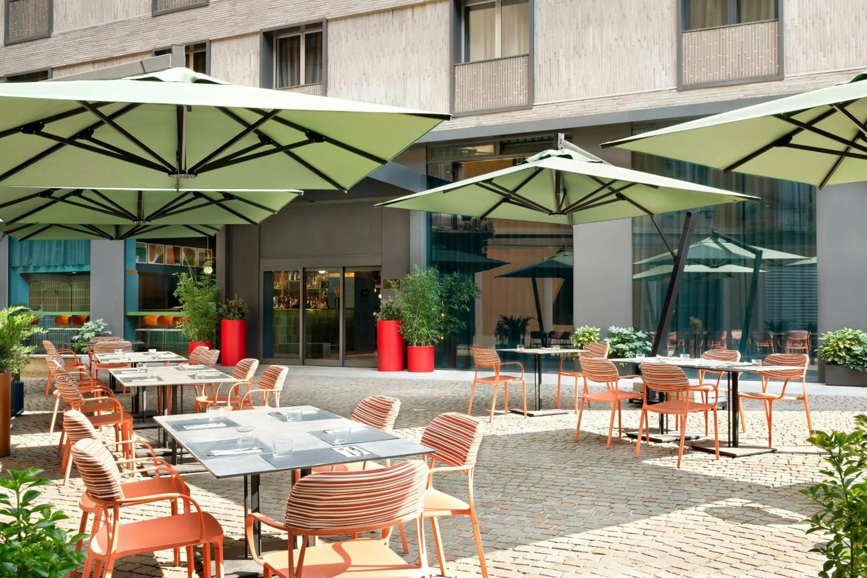 Restaurant/places to eat in Duo Milan Porta Nuova, a Tribute Portfolio Hotel