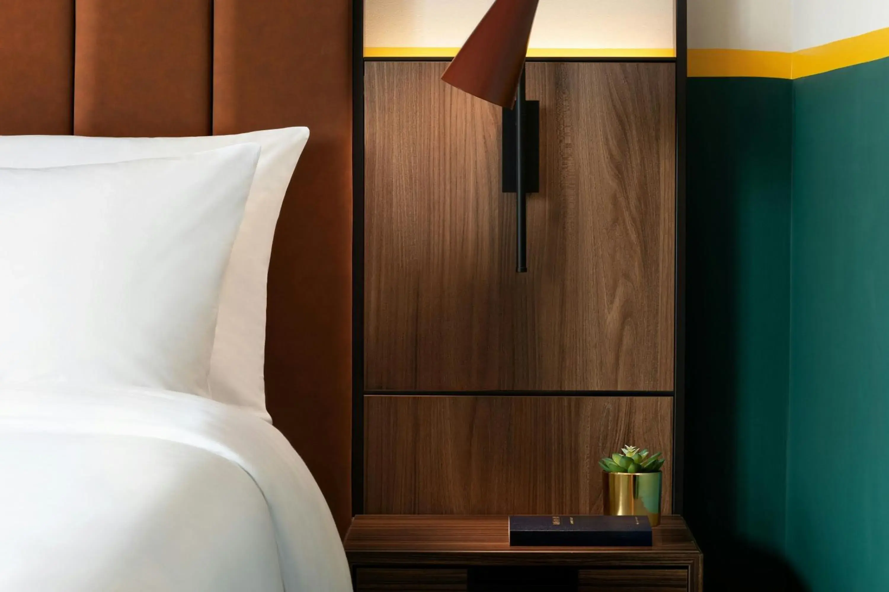 Photo of the whole room, Bed in Duo Milan Porta Nuova, a Tribute Portfolio Hotel Photo of the whole room, Bed in Duo Milan Porta Nuova, a Tribute Portfolio Hotel