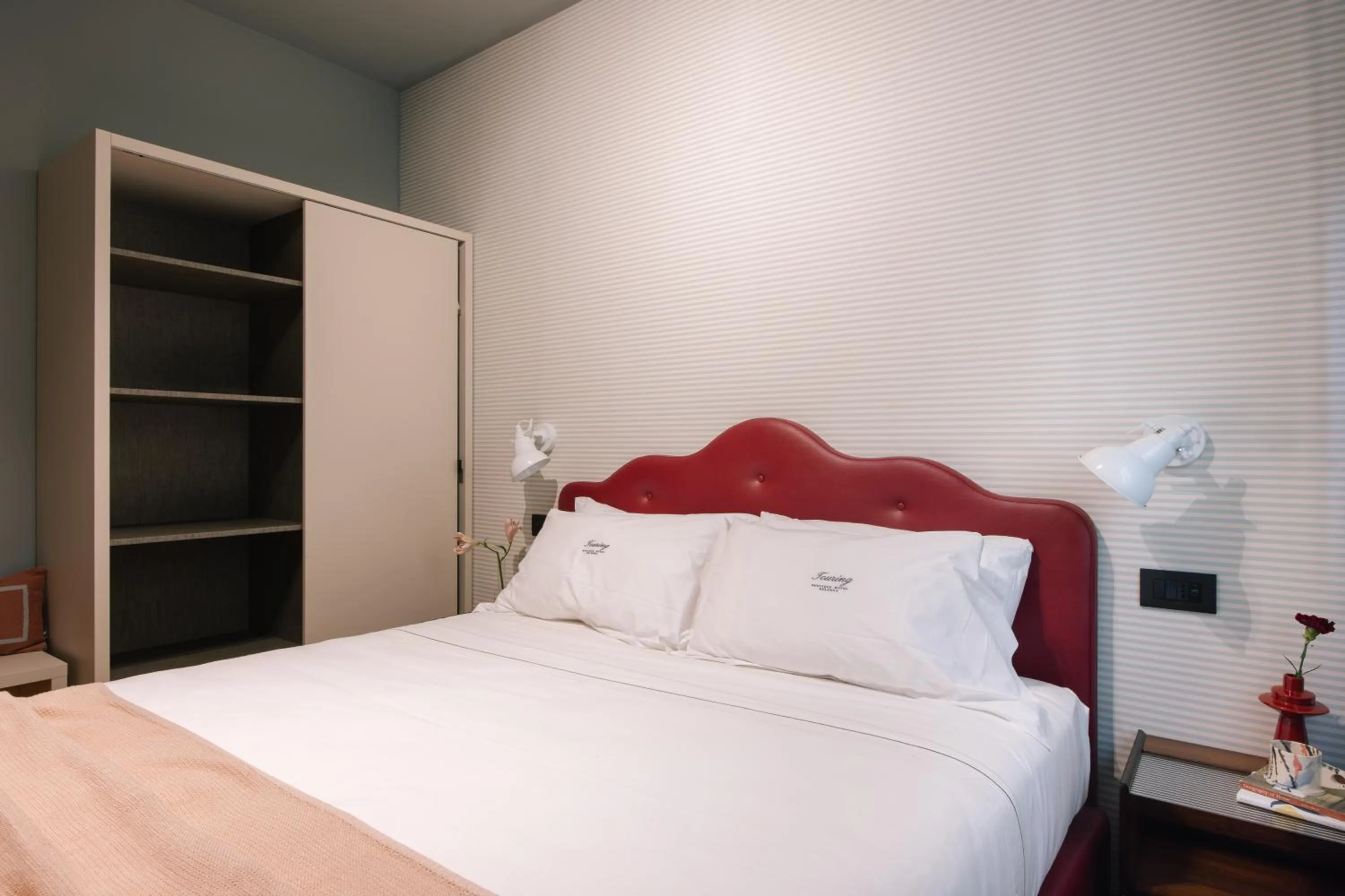 Bed in Hotel Touring