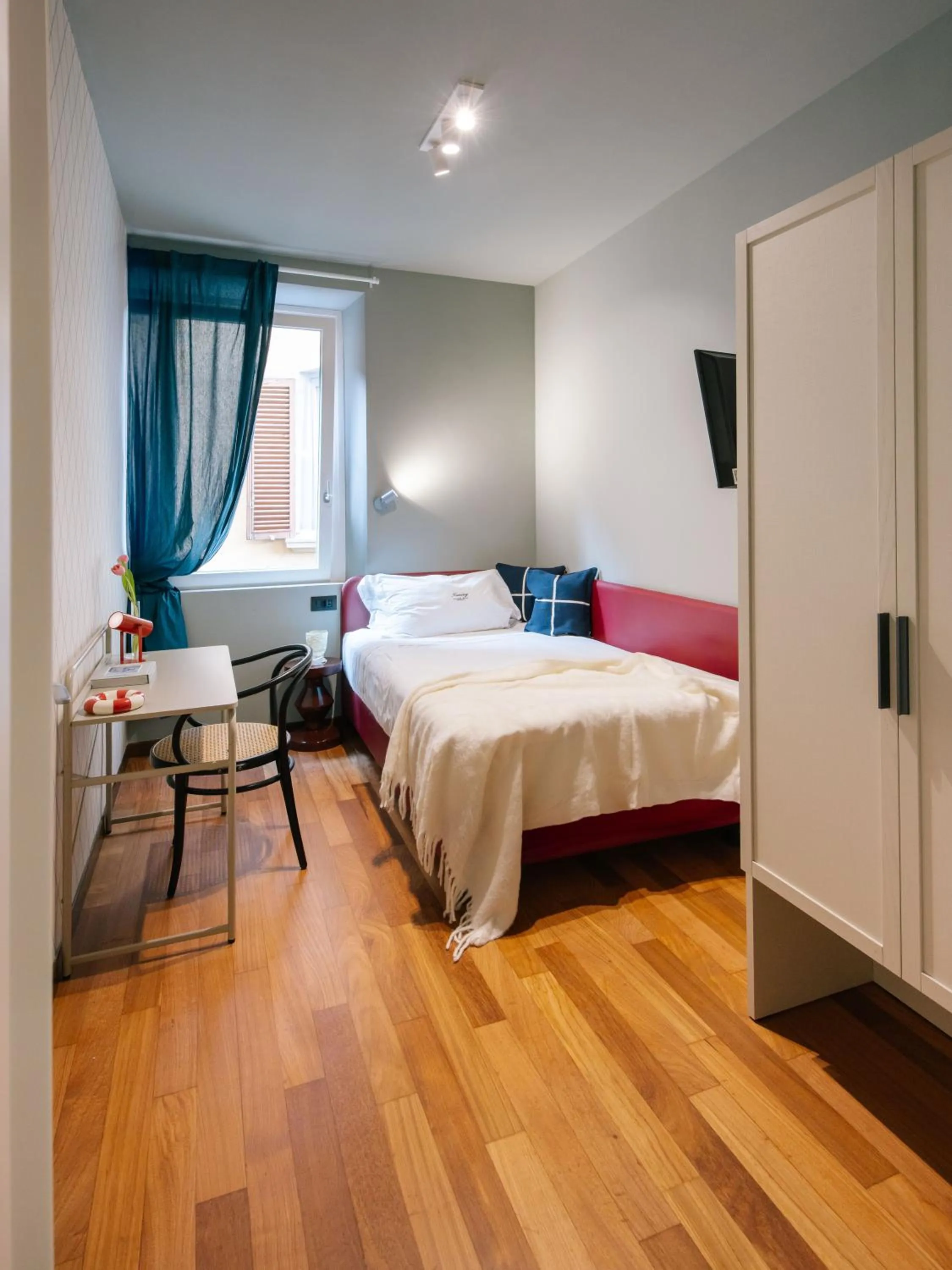 Bed in Hotel Touring