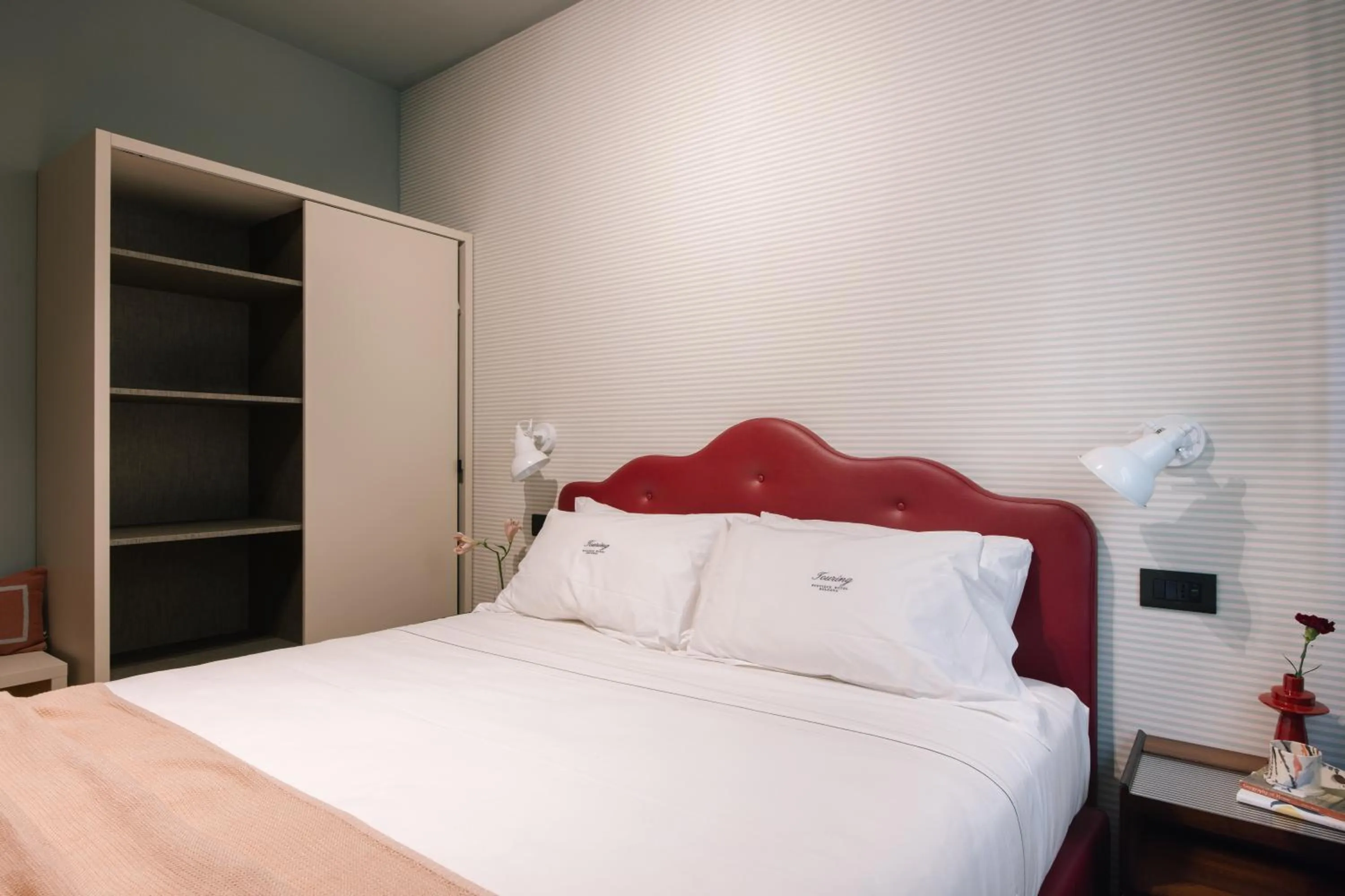 Bed in Hotel Touring