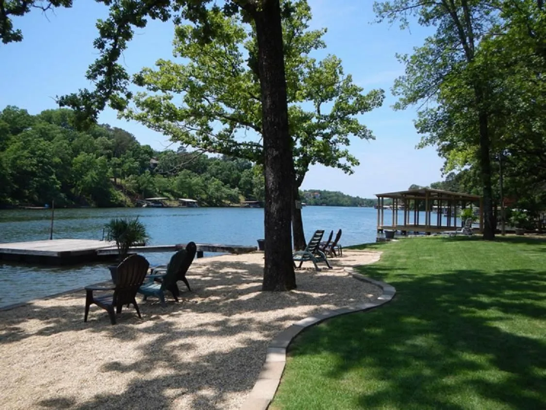 Edgewater Resort Cottage #1