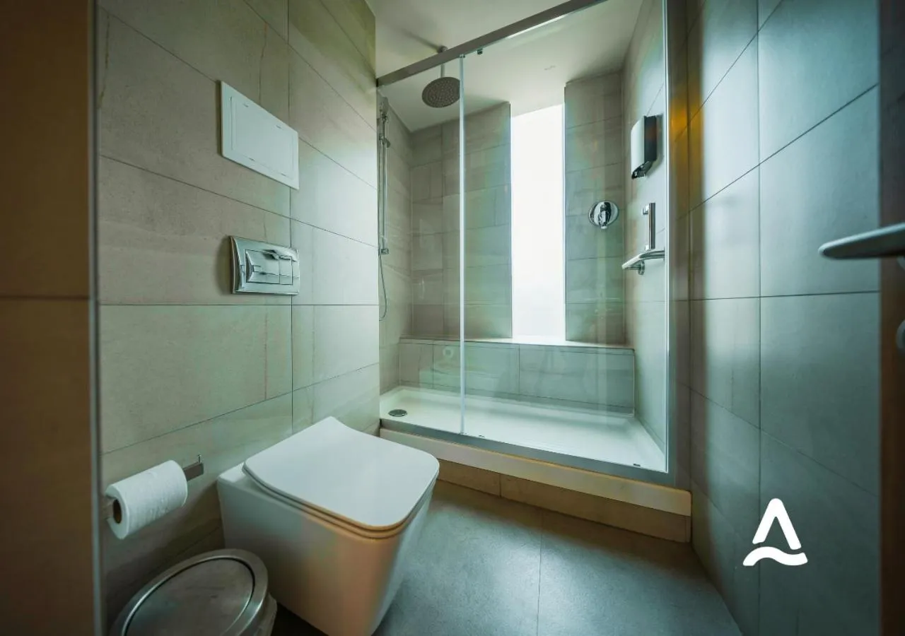 Shower in Almasur Providencia