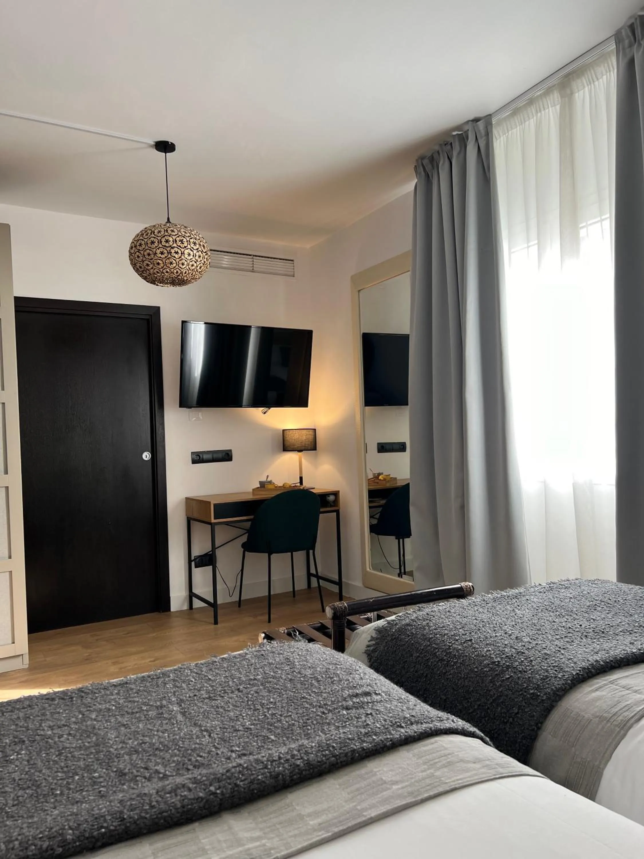 Photo of the whole room, Bed in Hotel San Miguel Menorca