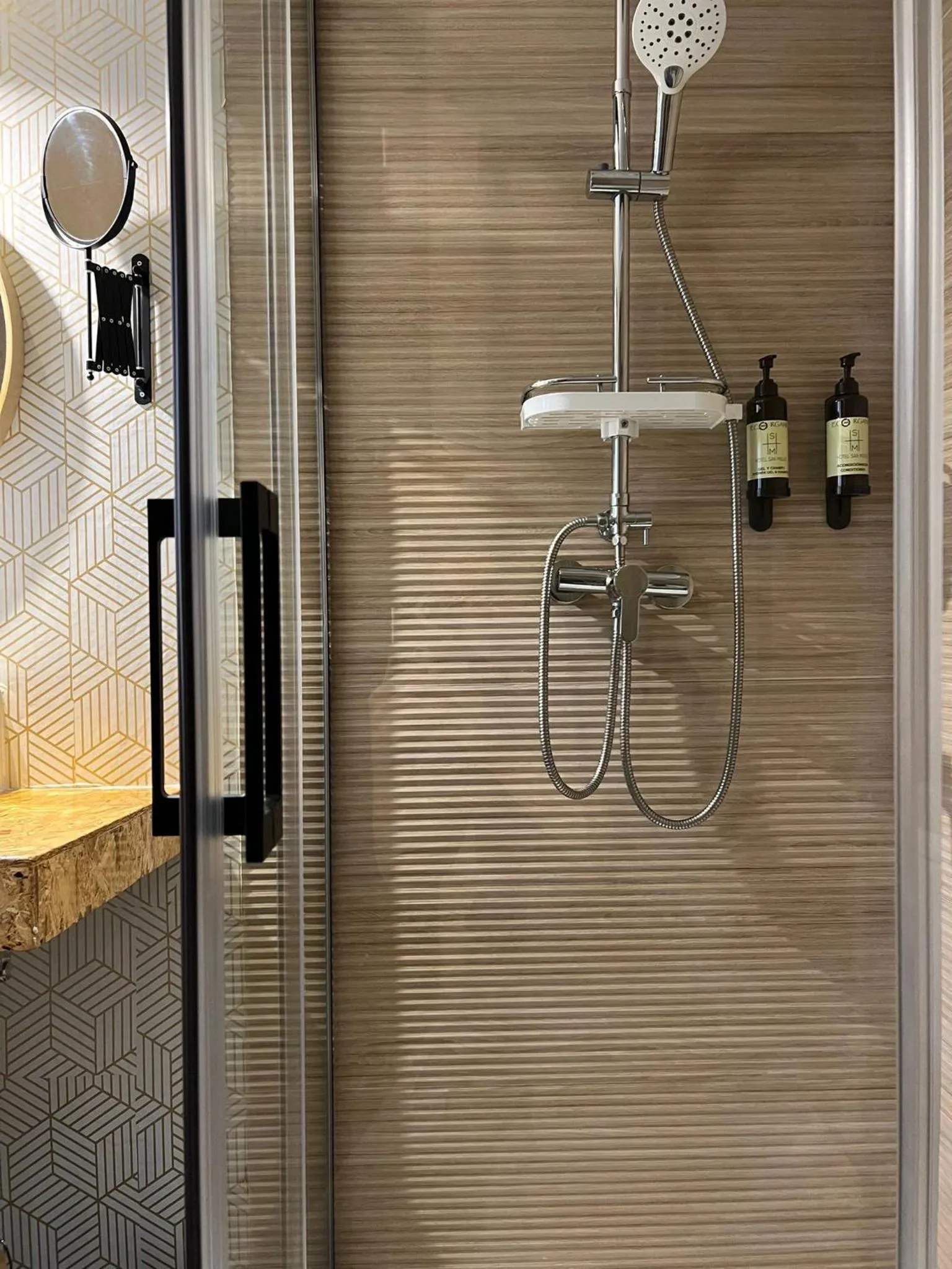 Shower in Hotel San Miguel Menorca