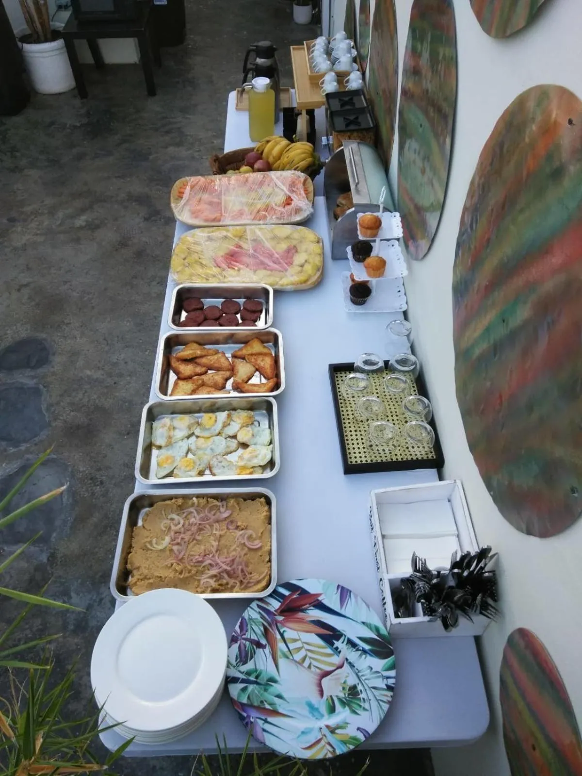 Buffet breakfast in Studio 27