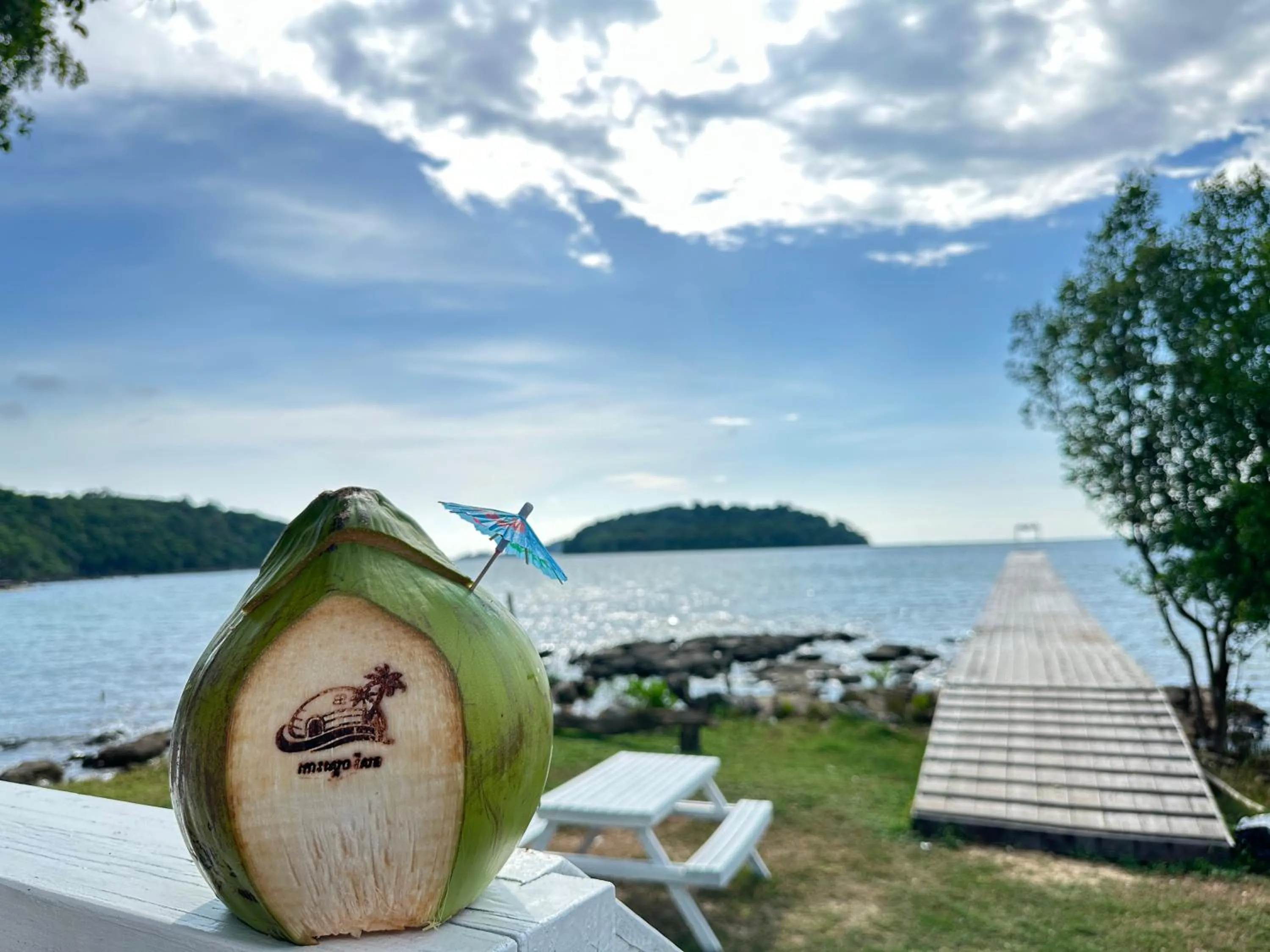 Restaurant/places to eat in Koh Sdach Resort by EHM